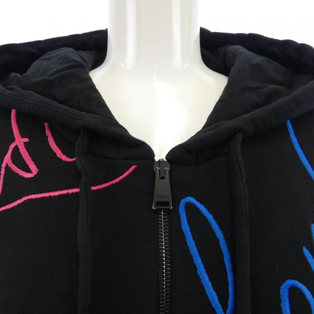 フェンディ FENDI パーカー