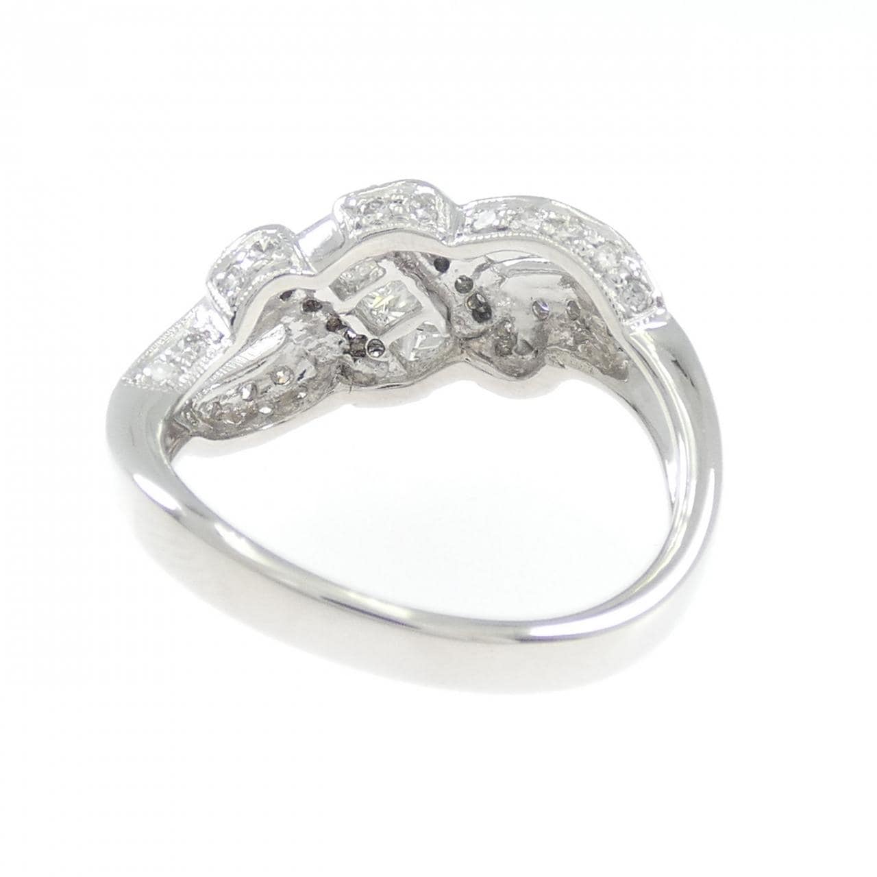 PT900 ダイヤモンド リング 1.00CT