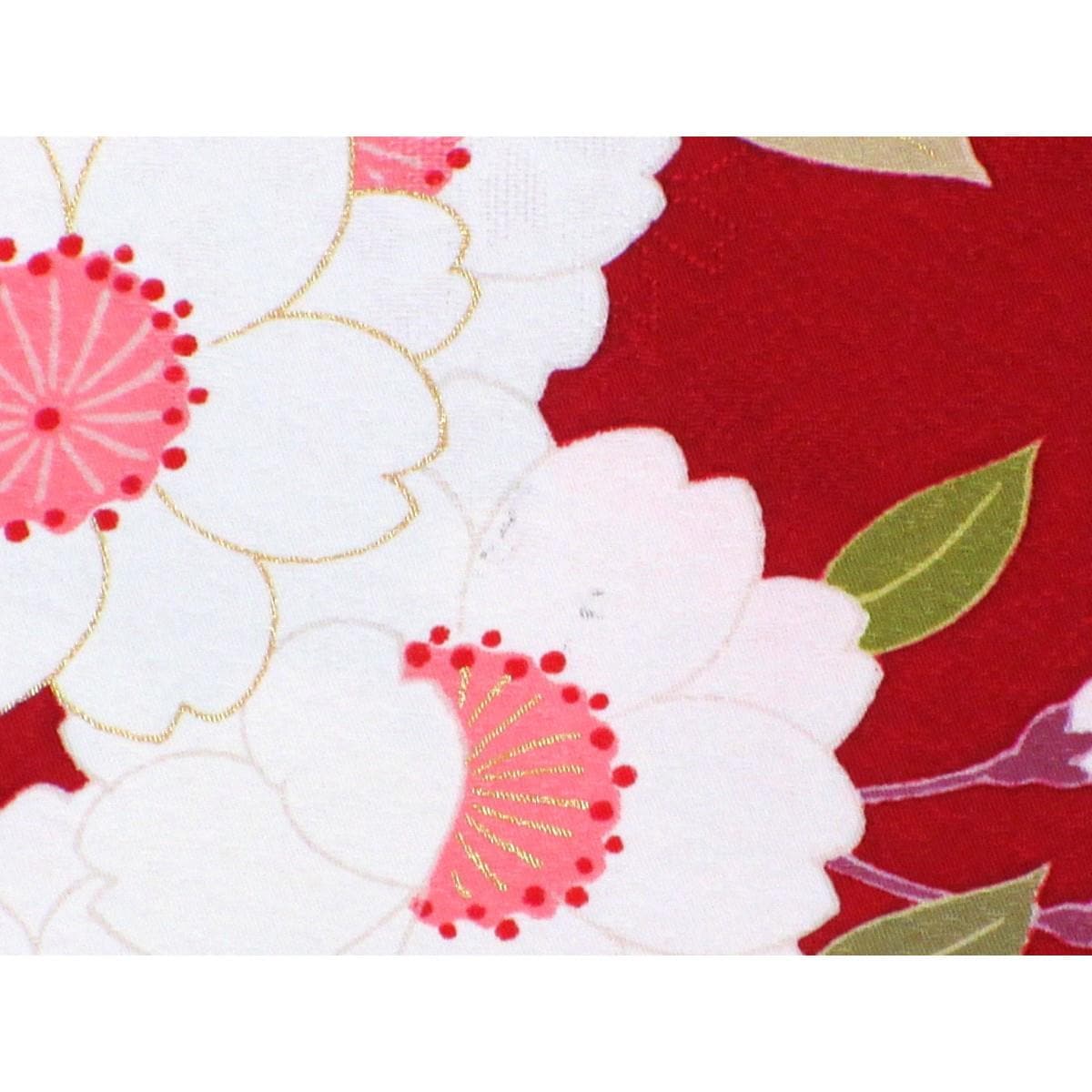振袖　友禅金彩加工　刺繍入り