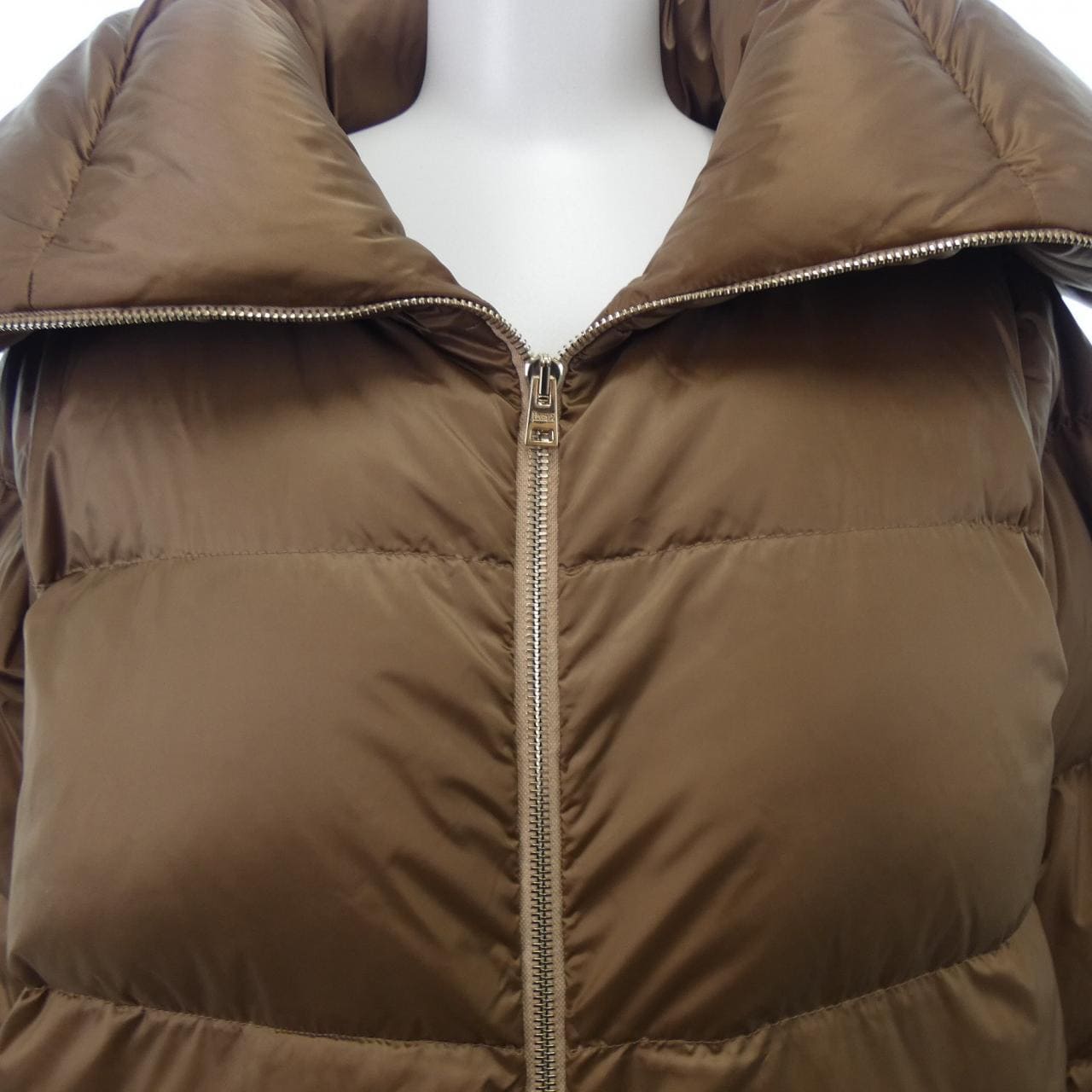 ヘルノ Herno PI1382D ダウンコート