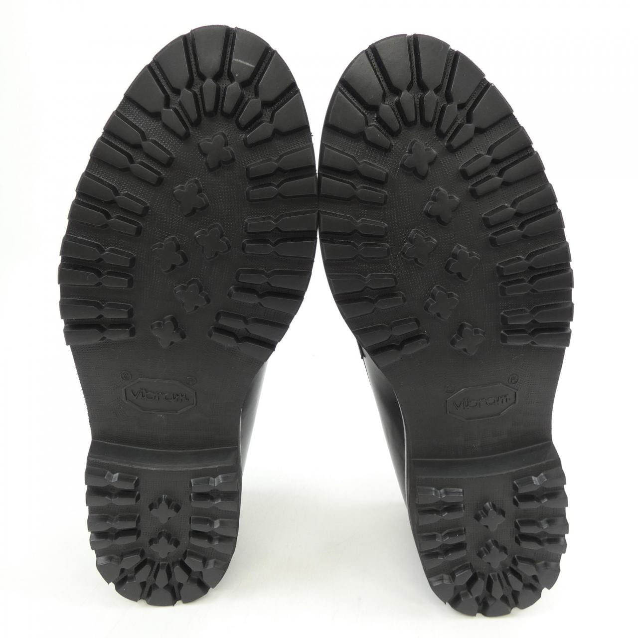 ジャランスリウァヤ JALAN SRIWIJAYA 98998 18045 シューズ