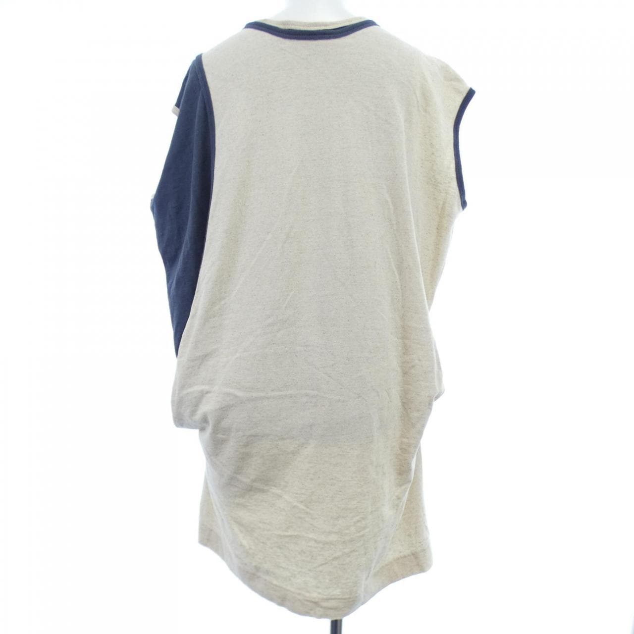 ヴィヴィアンウエストウッドレッド Vivienne Westwood RE トップス