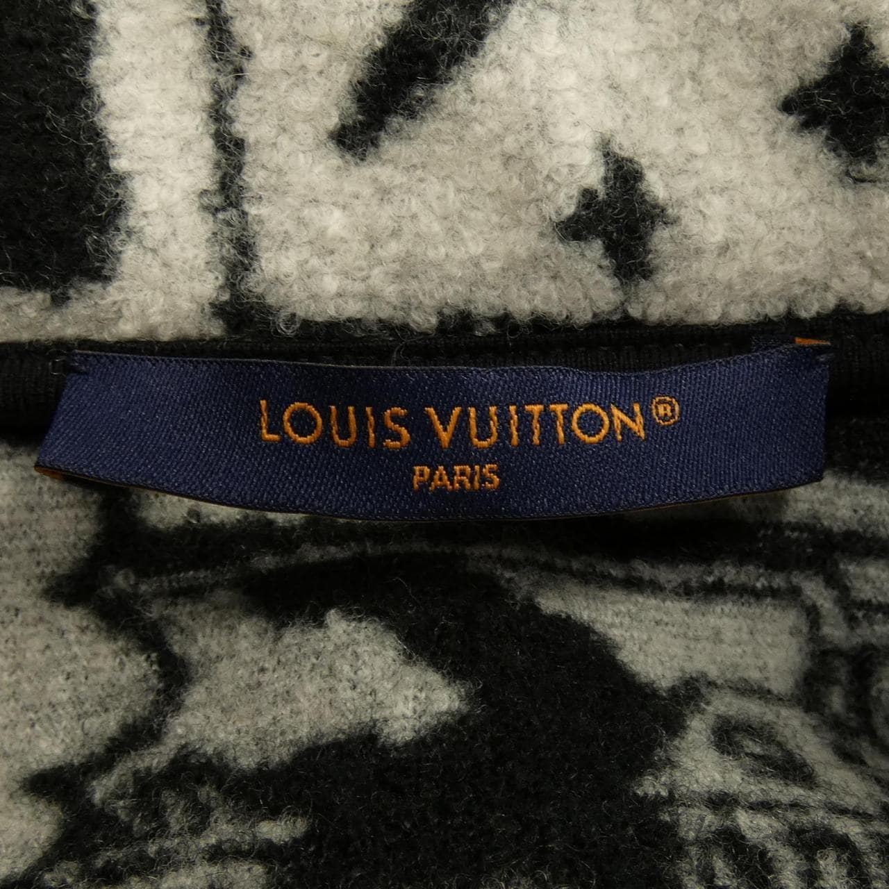 LOUIS VUITTON VUITTON jacket