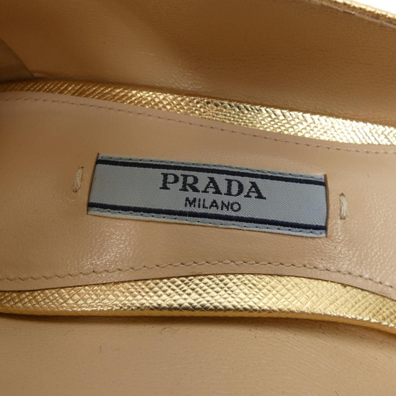 プラダ PRADA パンプス