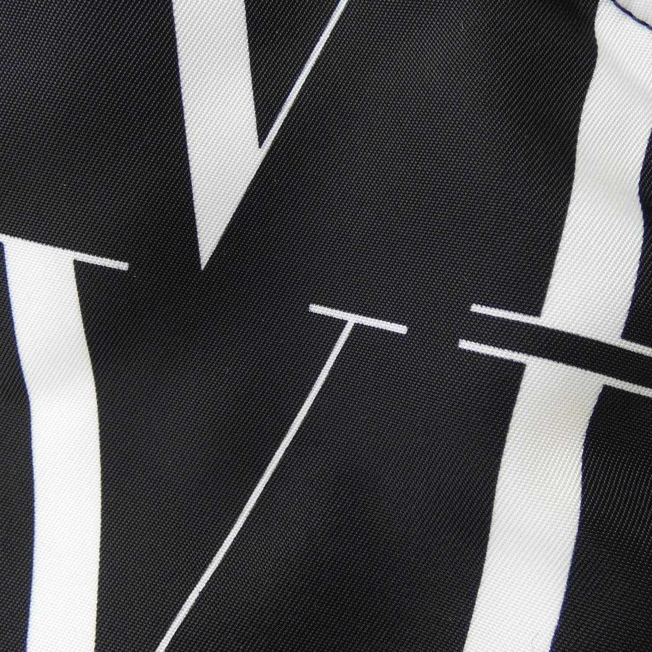 ヴァレンティノ VALENTINO ブルゾン