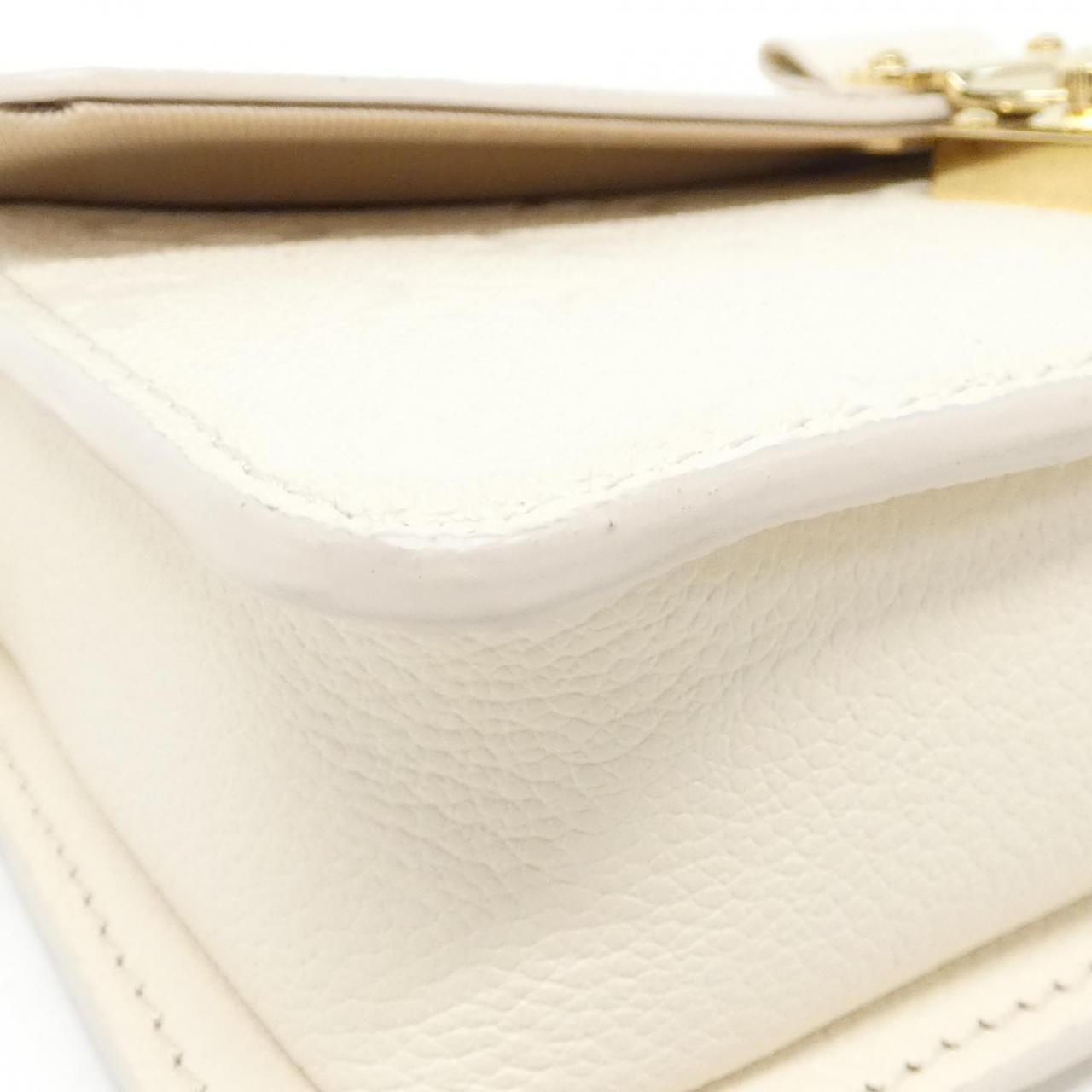 ルイヴィトン モノグラム アンプラント ウォレット オン チェーン メティス M82836 ショルダーバッグ