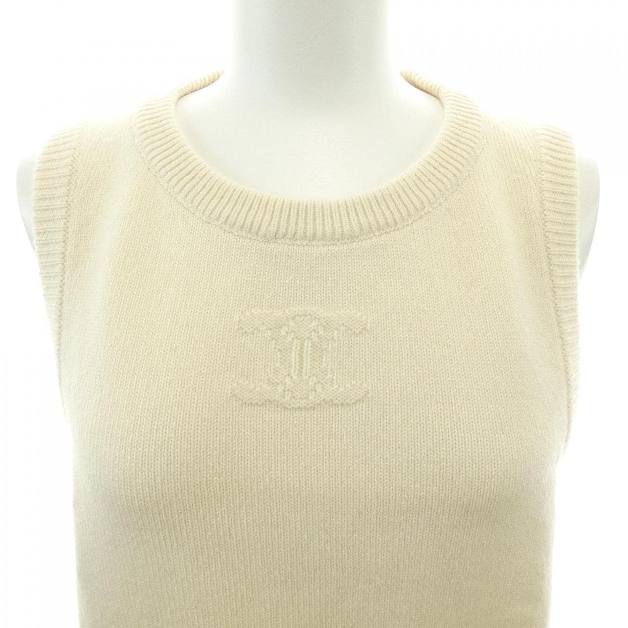 セリーヌ CELINE スリーブレストップ トリオンフジャガード 2ADKU317V ベスト