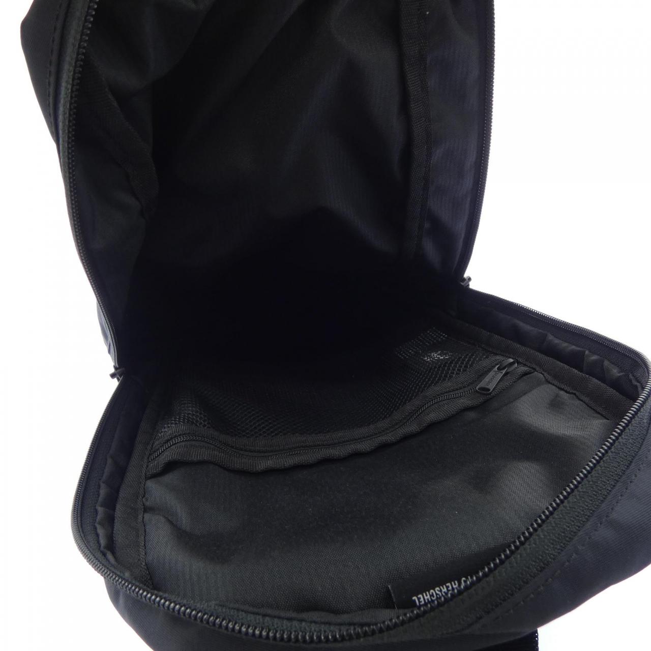 HERSCHEL SUPPLY COMPANY BAG