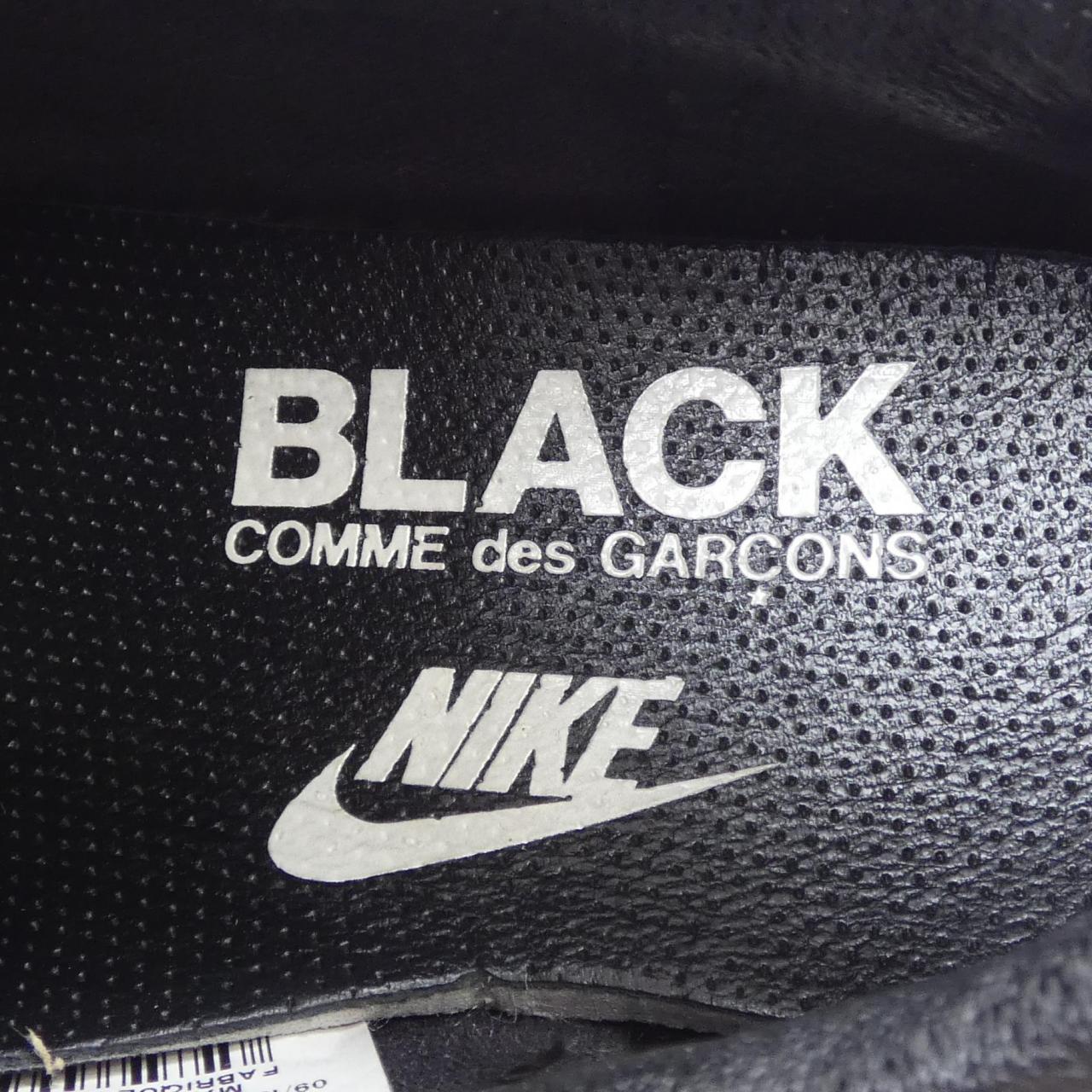 ナイキ NIKE スニーカー