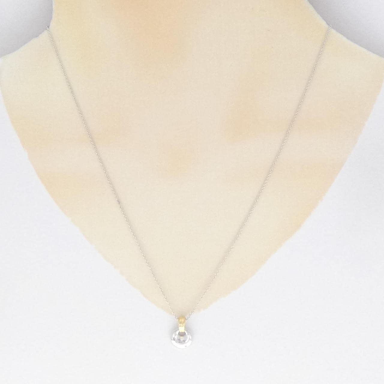 750YG/750WG Diamond Necklace 0.01CT