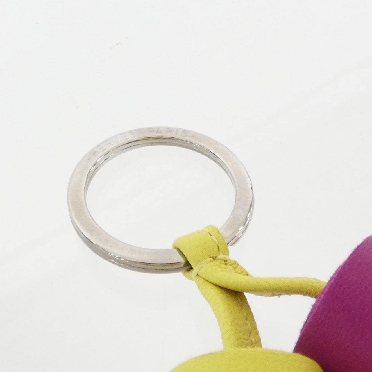 エルメス カルメン ウノドス 077895CJ キーリング