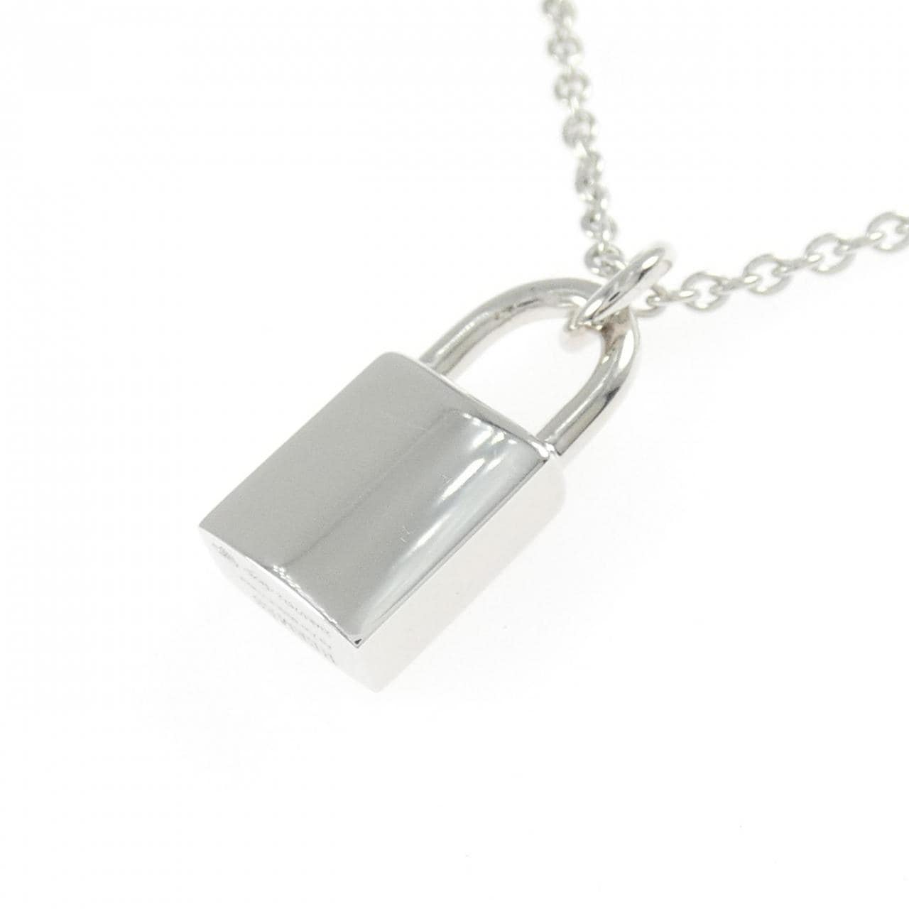 HERMES amulettes cadena necklace