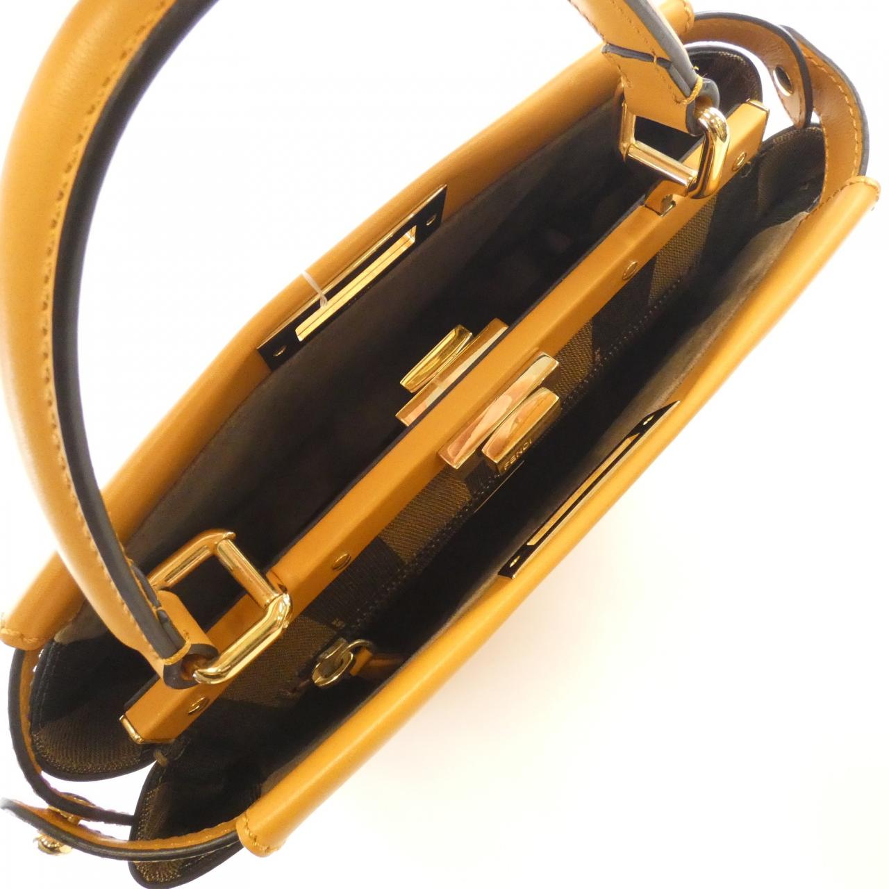 フェンディ ピーカブー 8BN226 Q4J バッグ