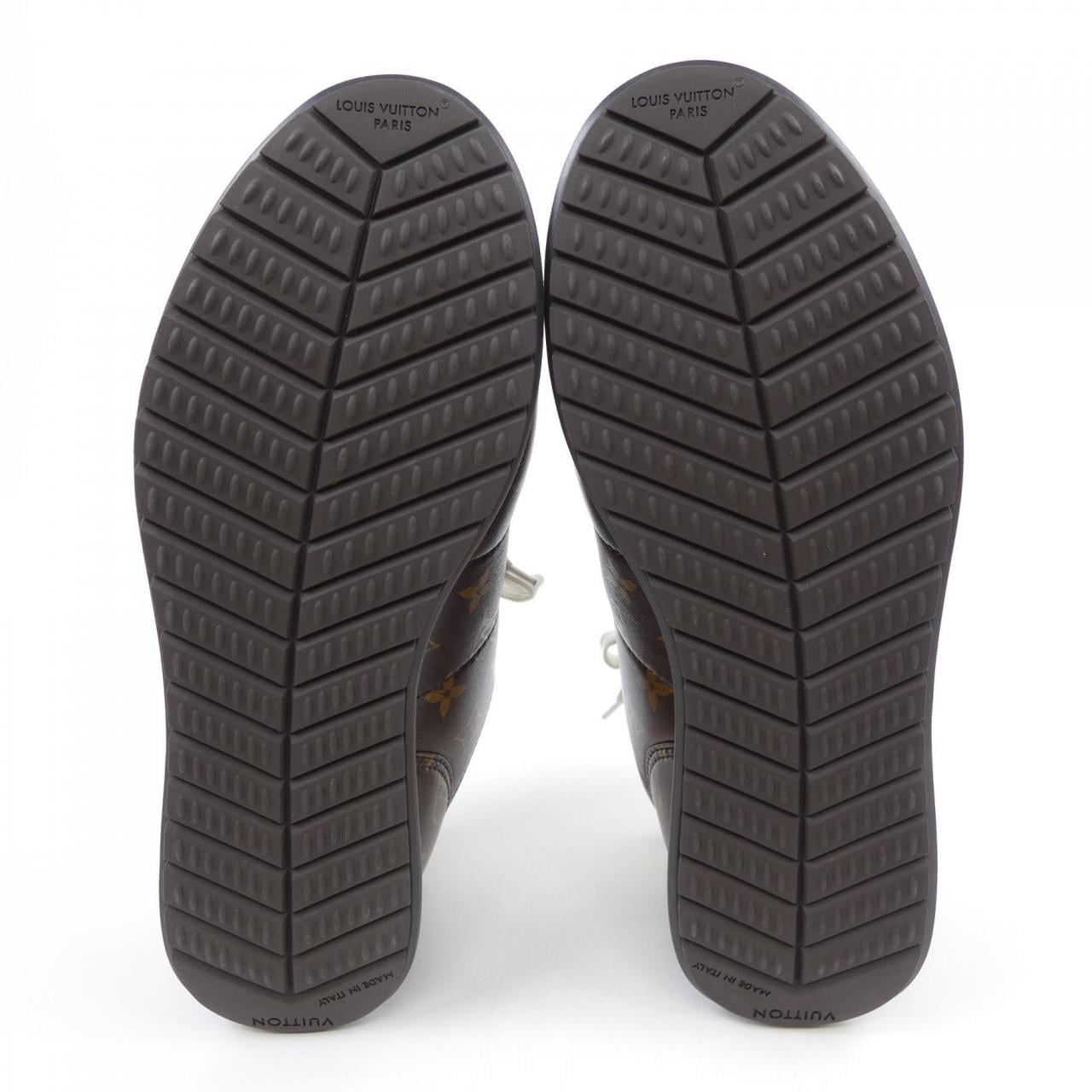 ルイヴィトン LOUIS VUITTON LVバターソフト スニーカー