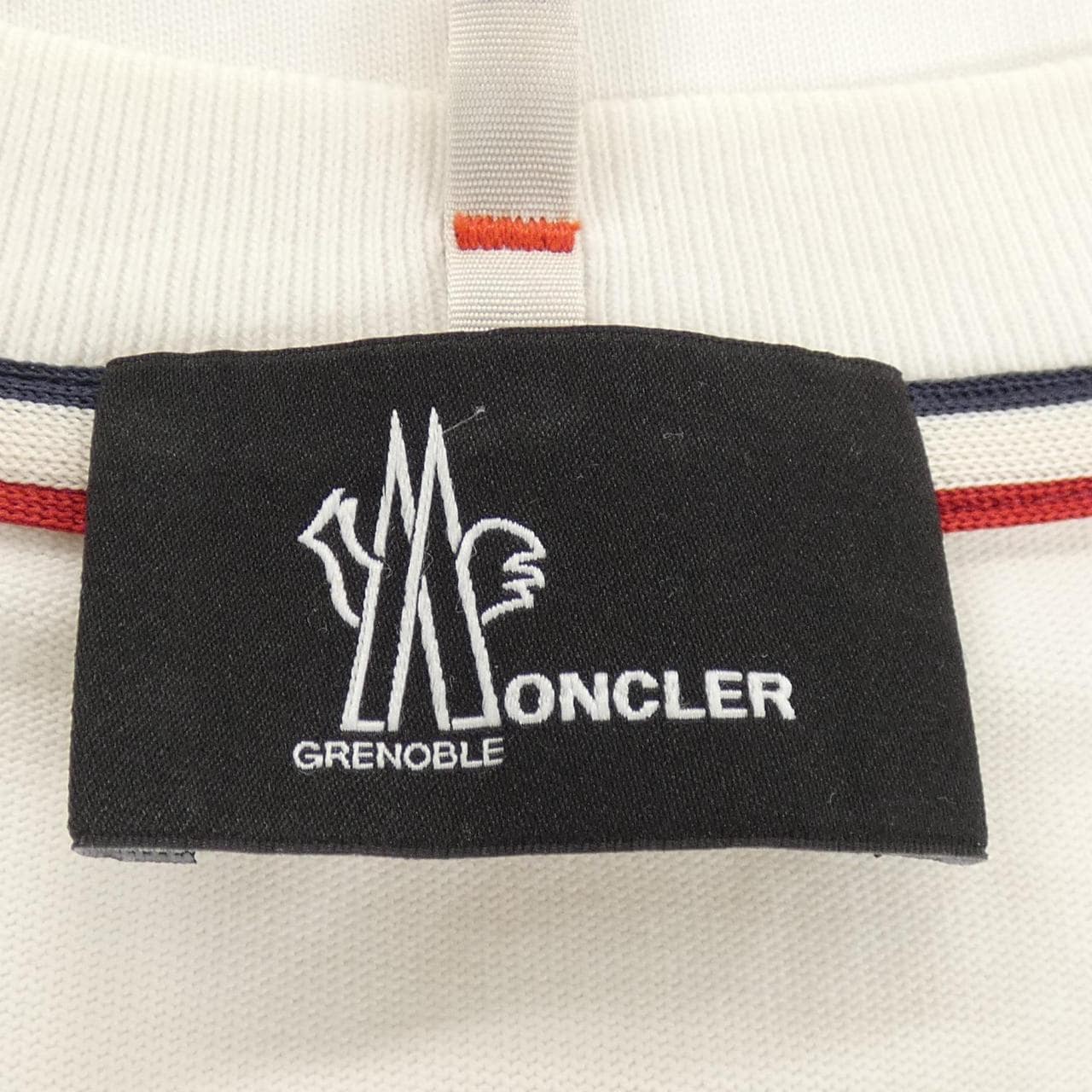 モンクレールガムブルー MONCLER GAMMEBLEU 10978C00005 Tシャツ