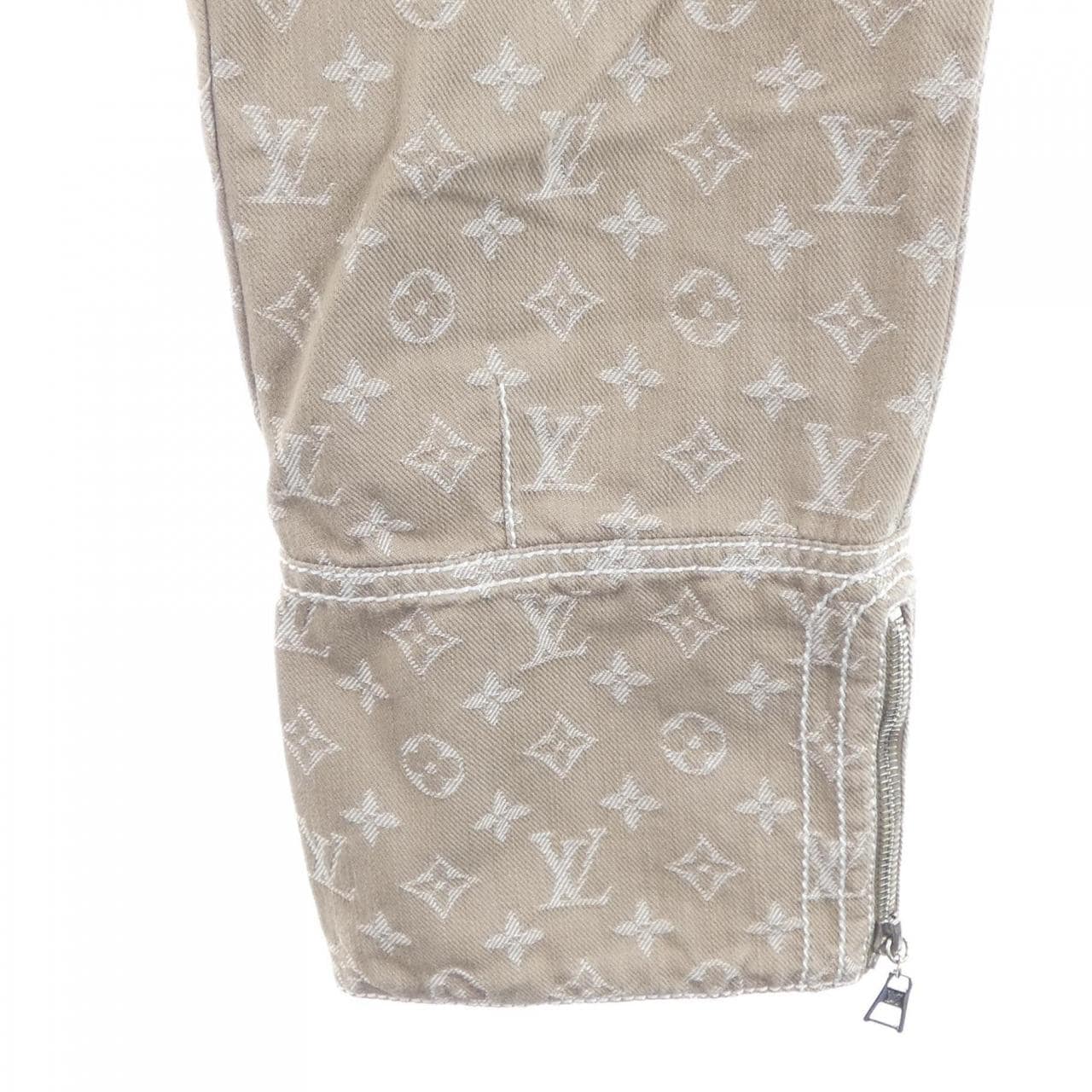 ルイヴィトン LOUIS VUITTON WKPA03CF7 ジーンズ