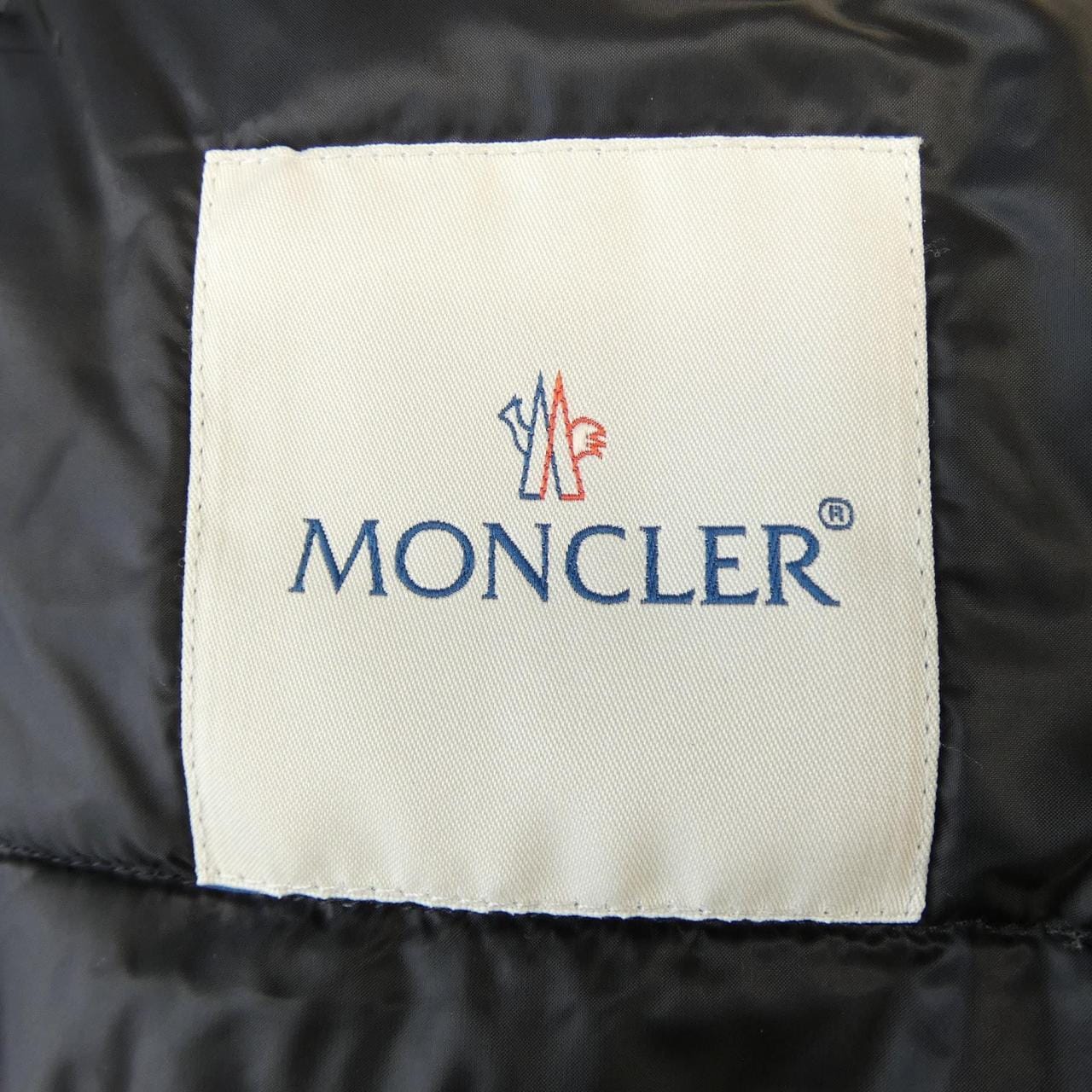 モンクレール MONCLER SOURCES ダウンベスト