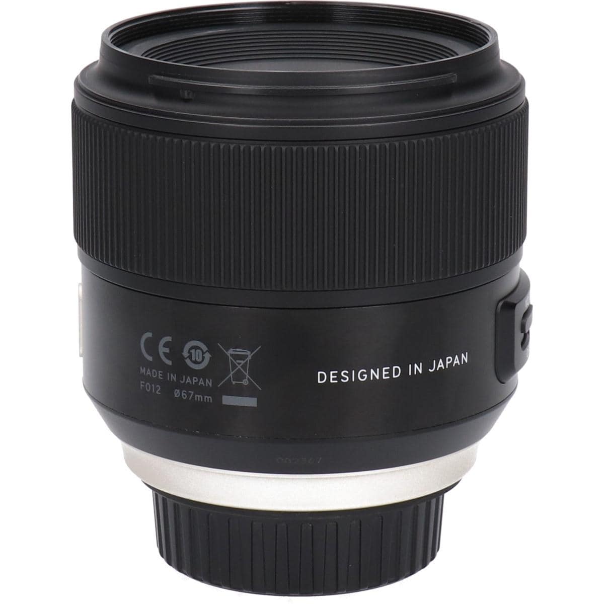 ニコン３５ｍｍ　Ｆ１．８ＤＩ　ＶＣ　ＵＳＤ　Ｆ０１２