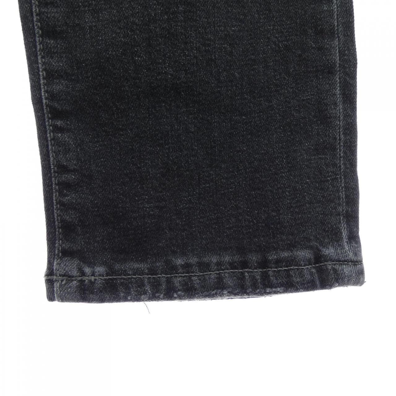 ピーティートリノ PT TORINO QP05B0 ジーンズ