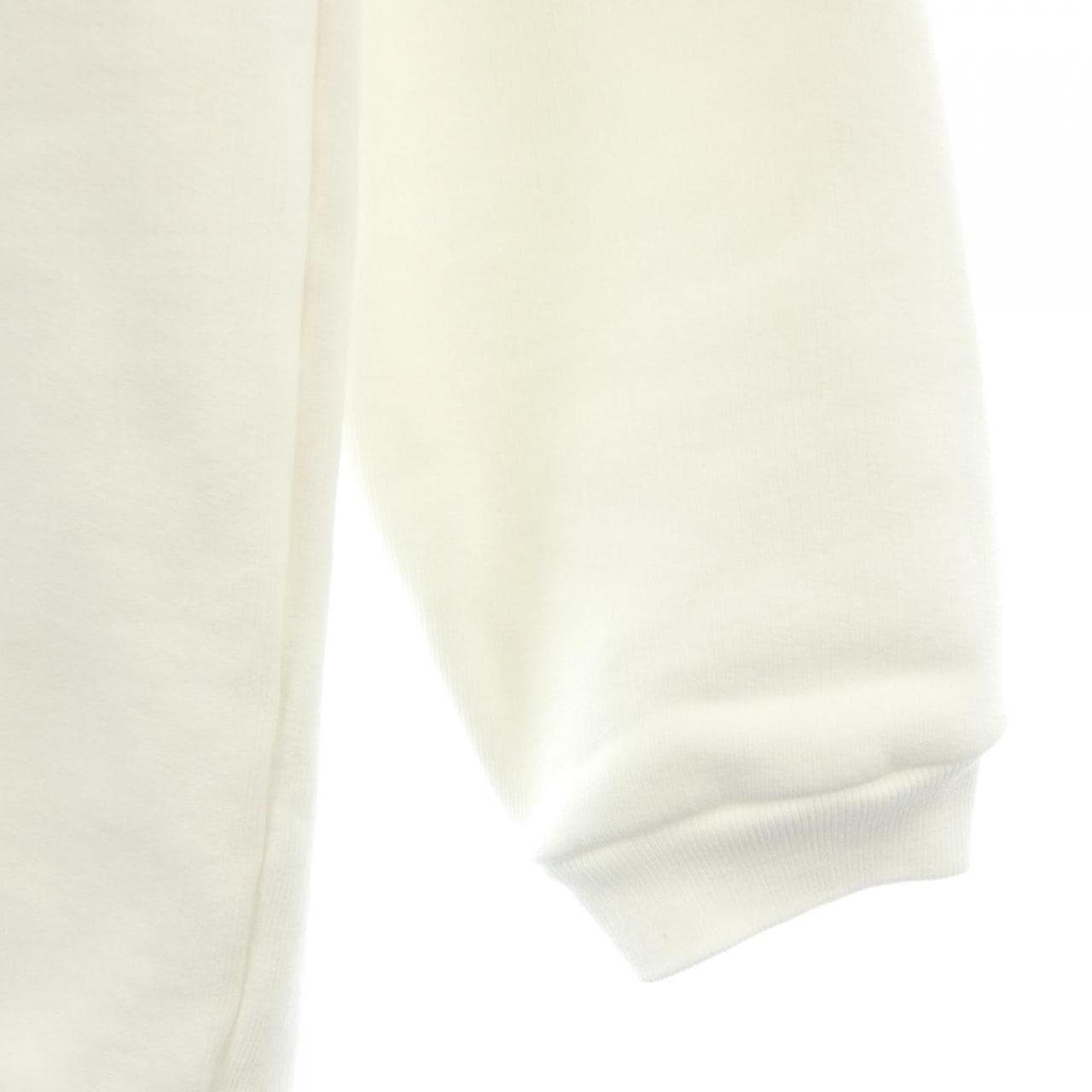 GUCCI 517139 X3M10卫衣