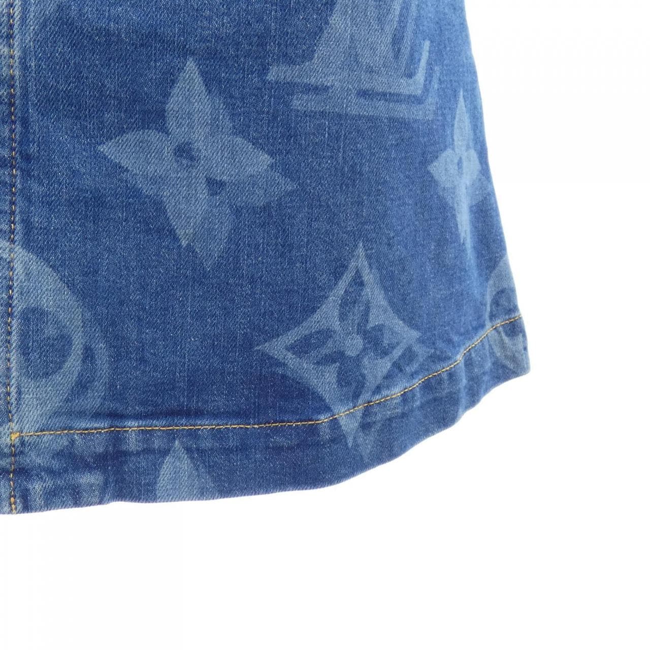ルイヴィトン LOUIS VUITTON ジャイアントモノグラム FKSK07ZPY スカート