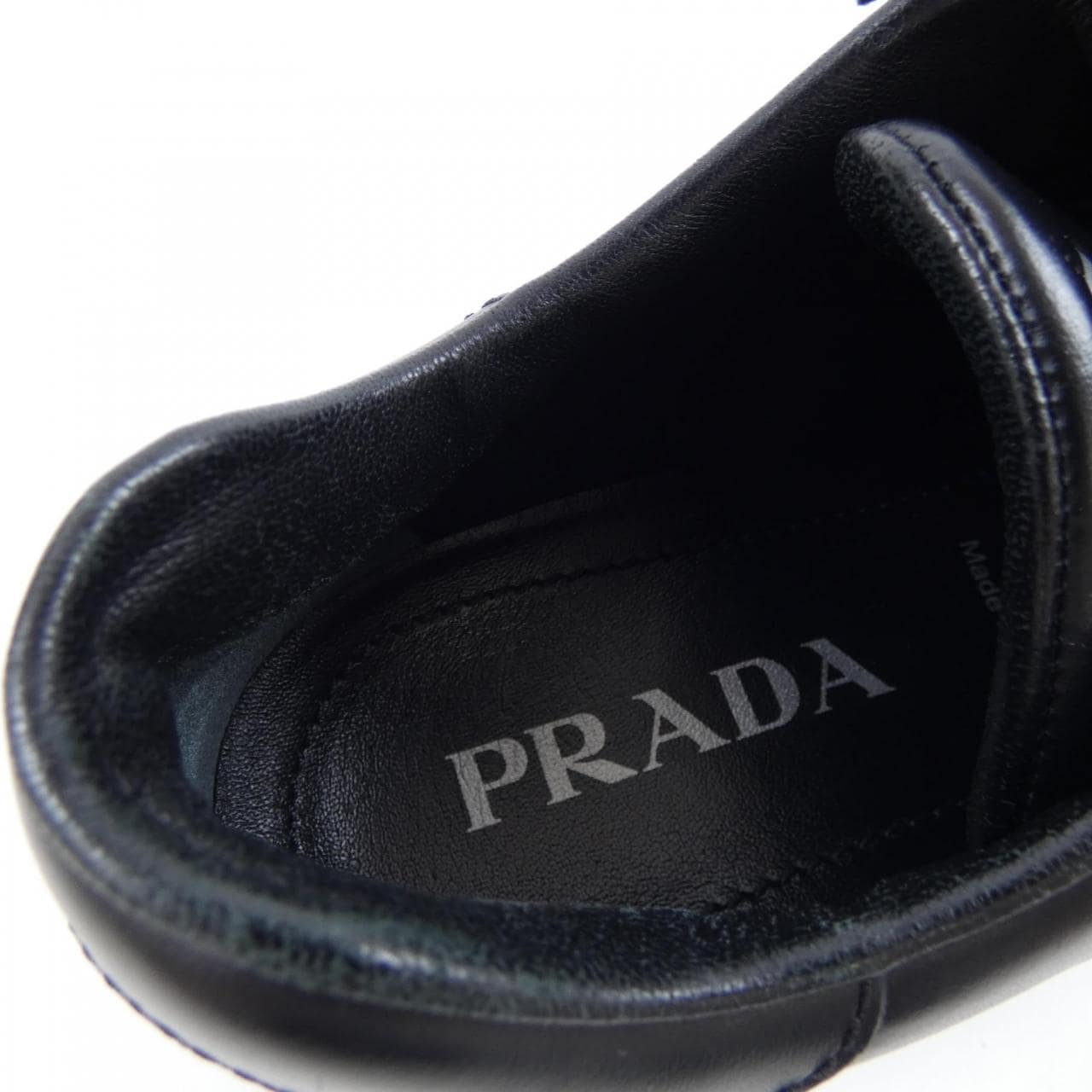 プラダ PRADA 535 スニーカー