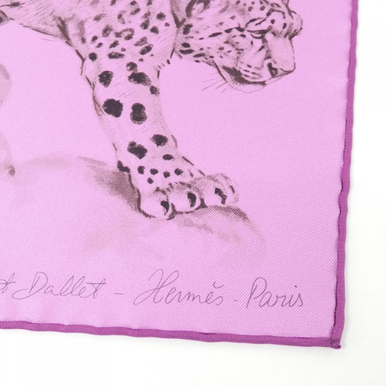 エルメス DANS L'ATELIER DE ROBERT カレ 003054S スカーフ