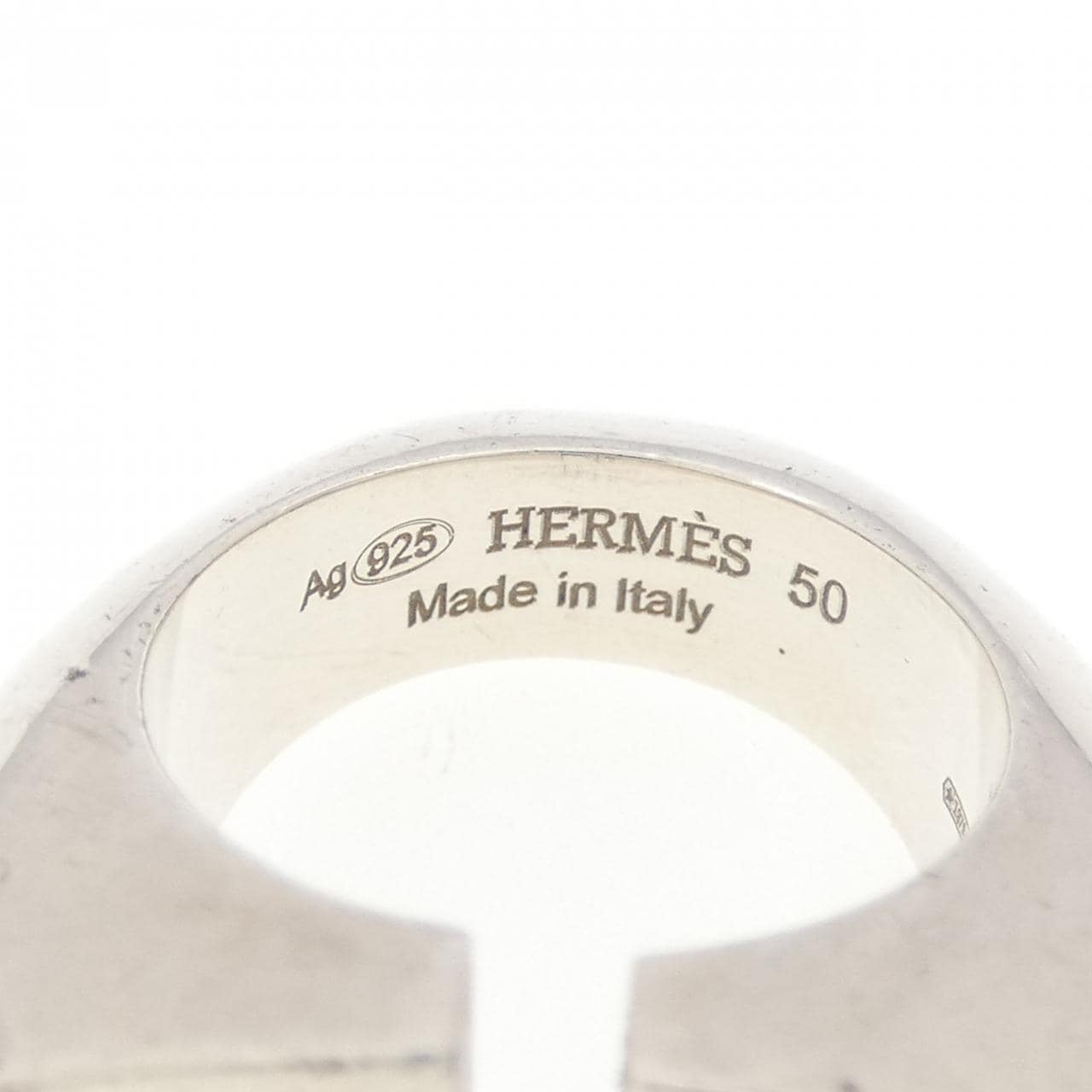 エルメス シェーヌダンクル イニシャル リング