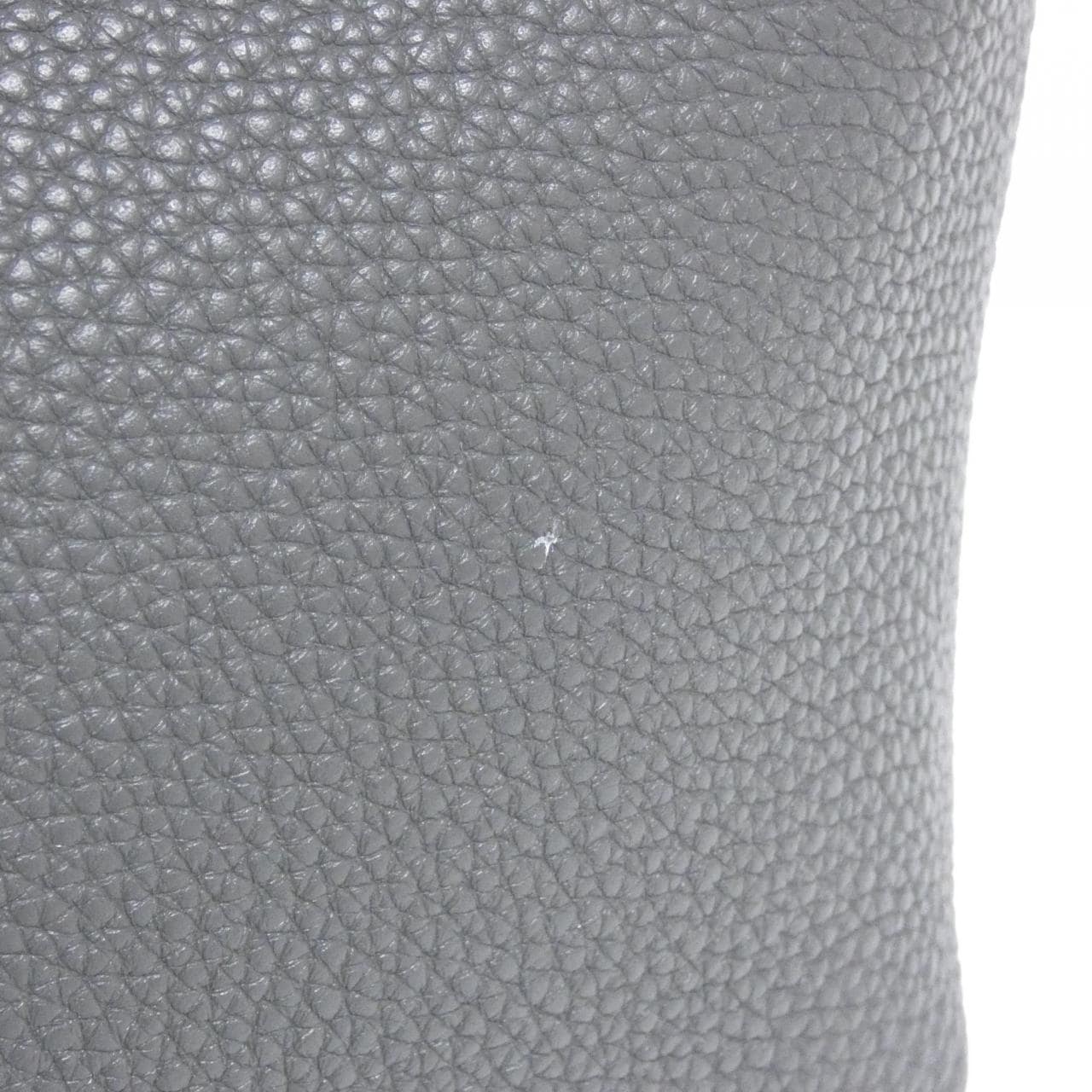 フェンディ セレリア スモール カルラ 8BH257 Q0J バッグ