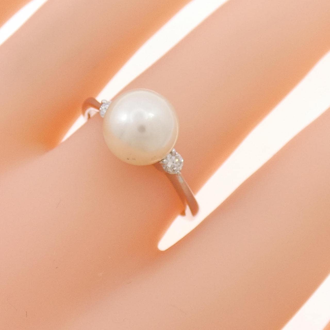 PT900 Akoya珍珠戒指 8.7 毫米