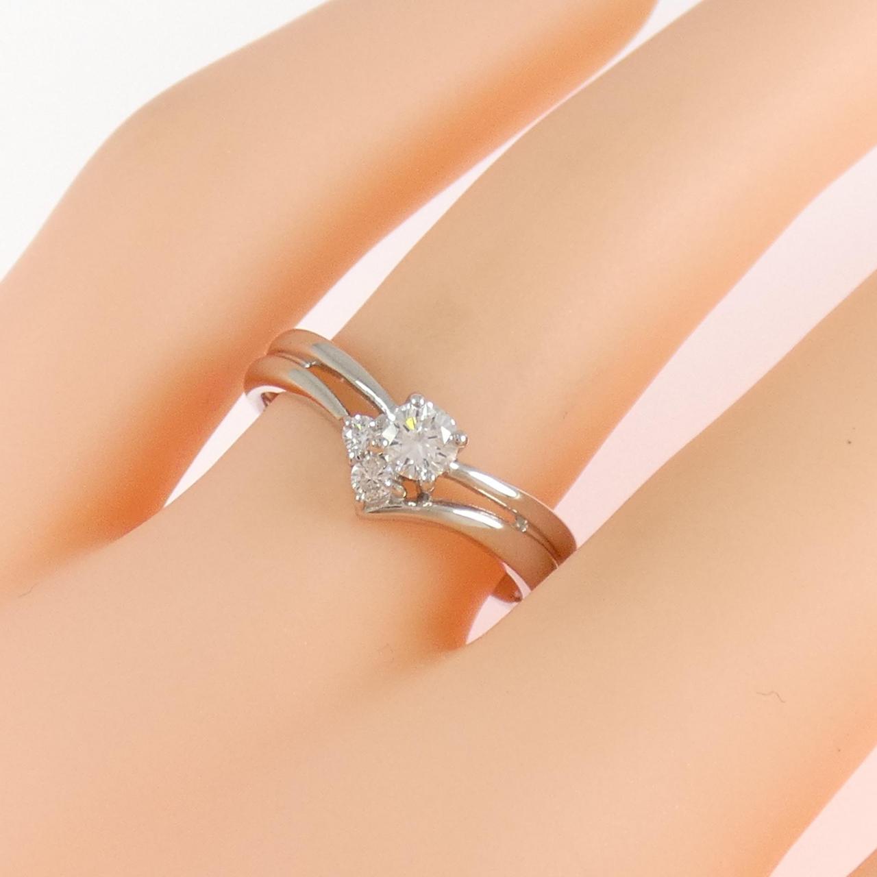 PT950 ダイヤモンド リング 0.22CT