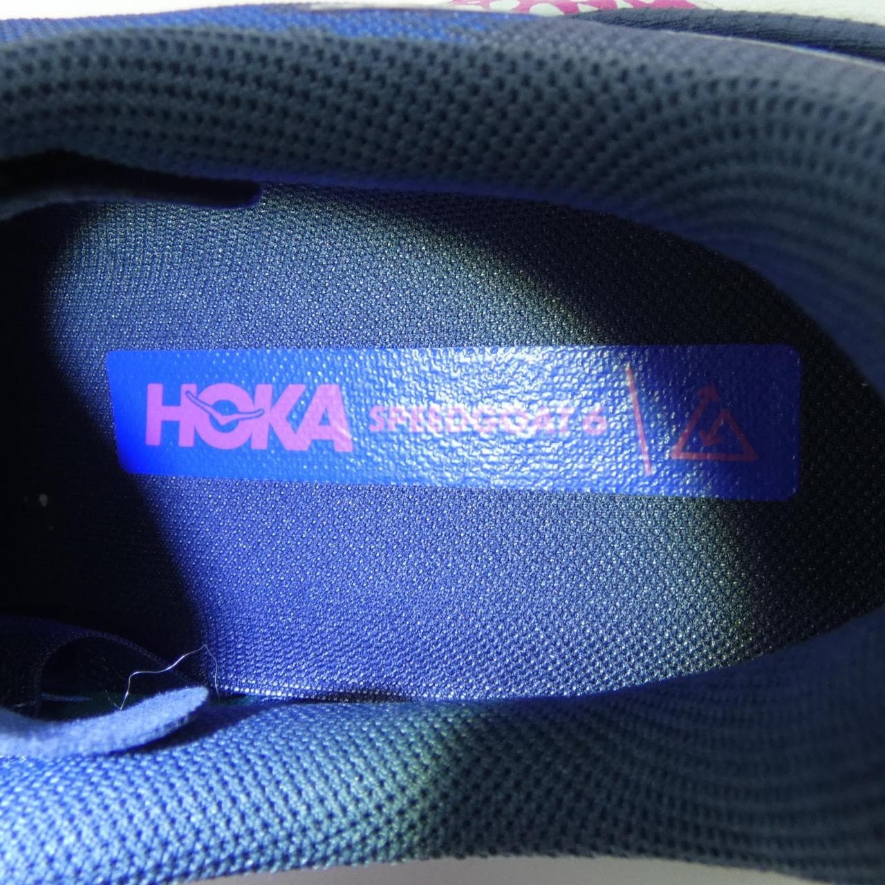 ホカオネオネ HOKA ONE ONE スニーカー