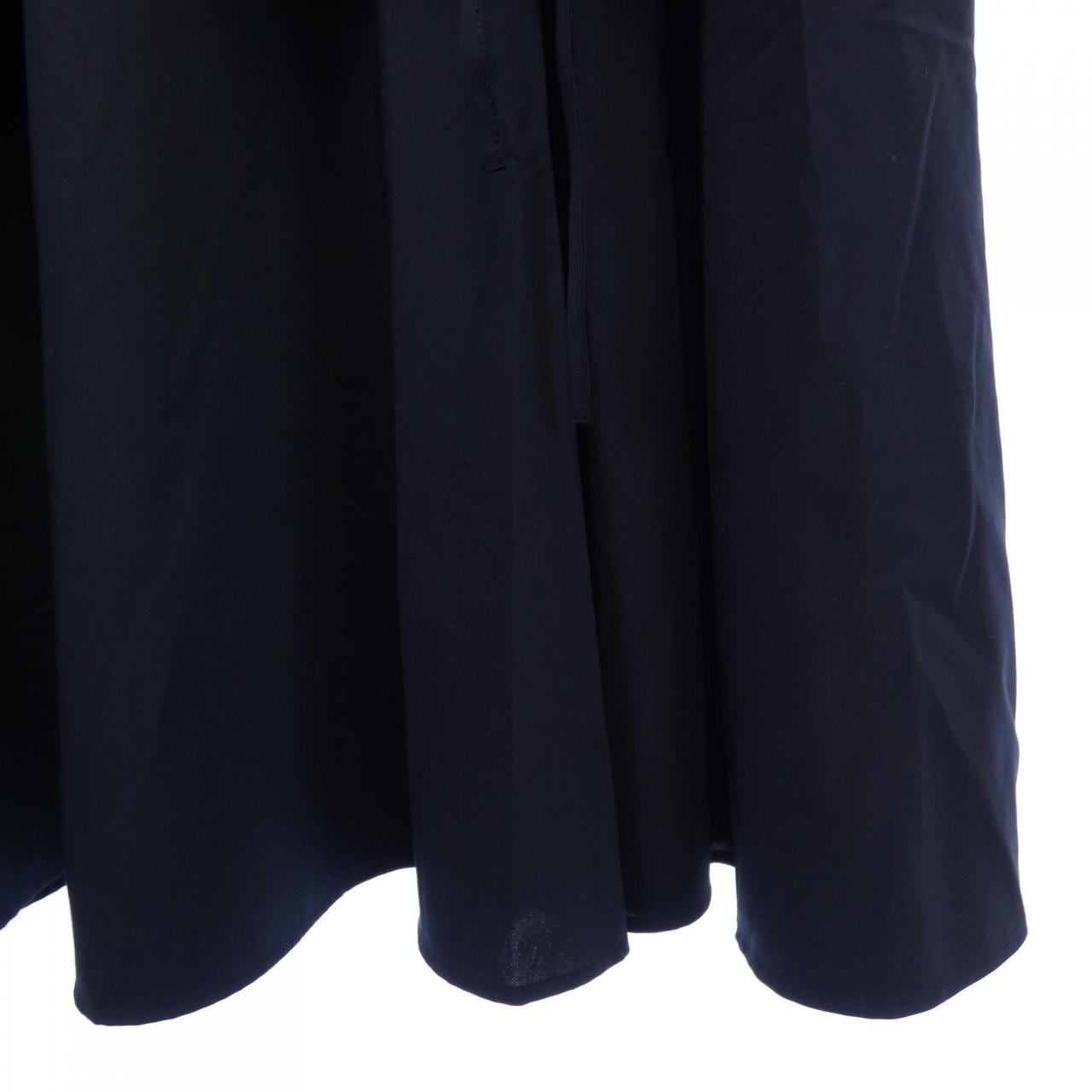 藍標手鐲BLUE LABEL CRESTBRIDGE裙