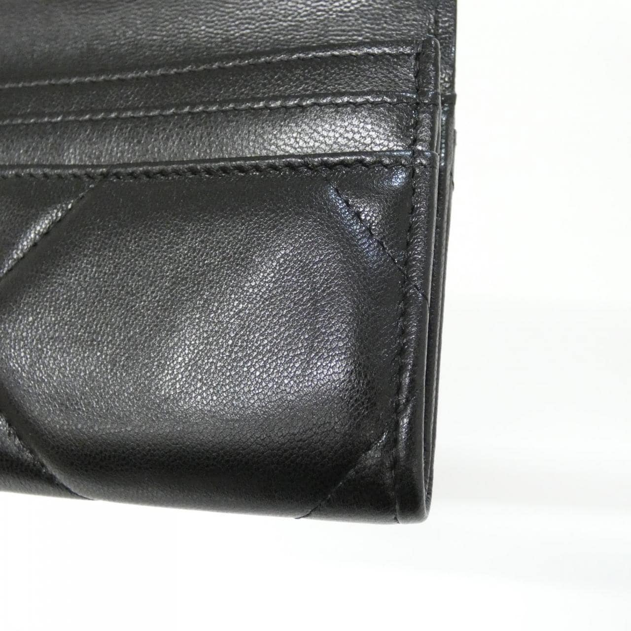 シャネル シャネル19 ライン AP0953 財布