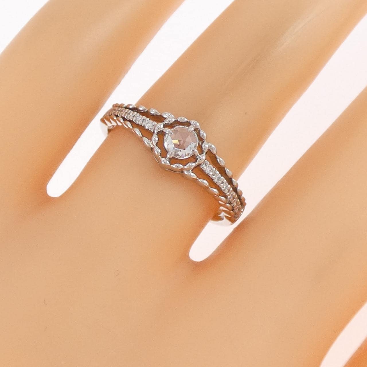 PT900 ダイヤモンド リング 0.118CT
