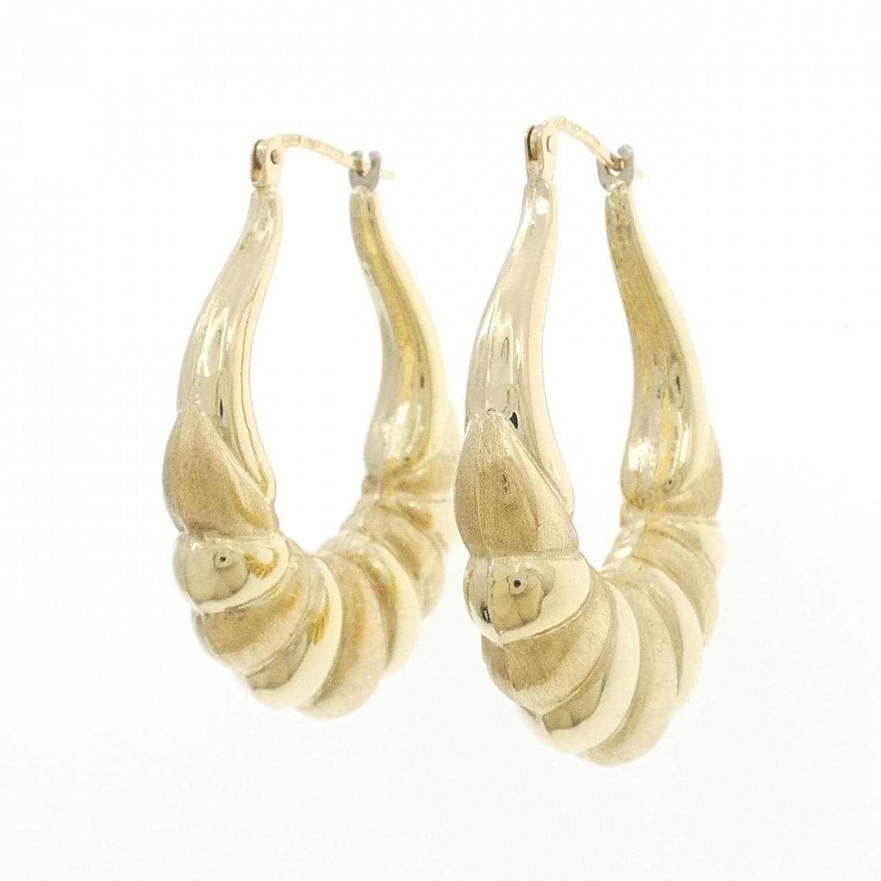 ウノアエレ 750YG ピアス