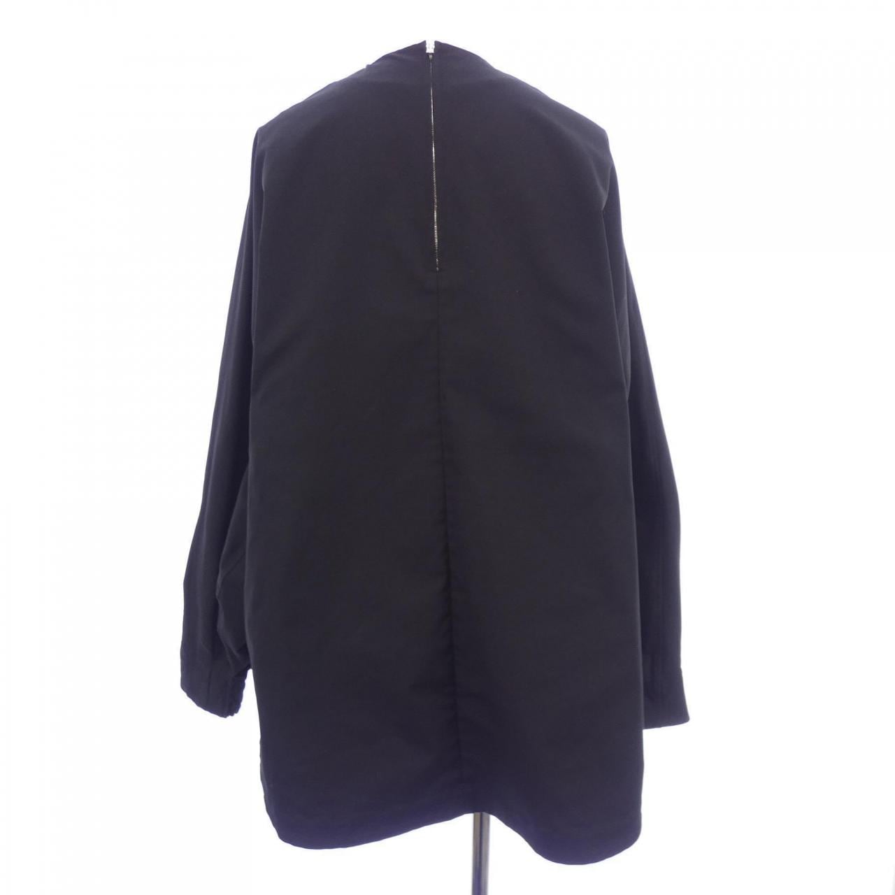 ハイク HYKE トップス