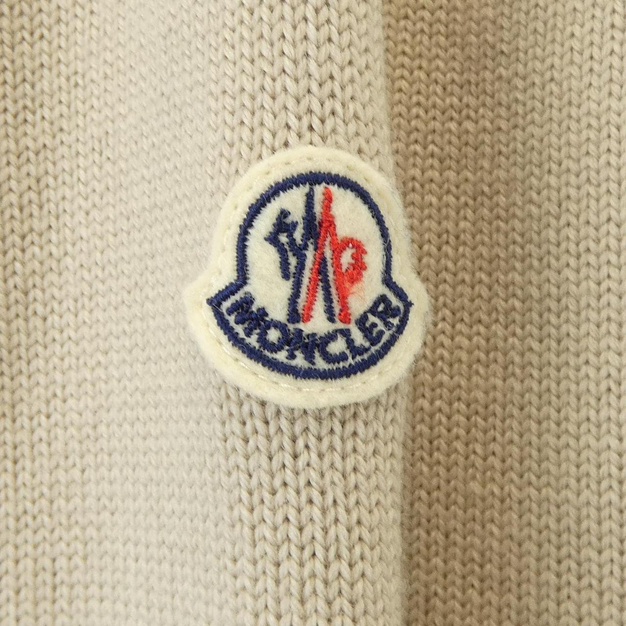 モンクレール MONCLER 20939B00025 ダウンジャケット