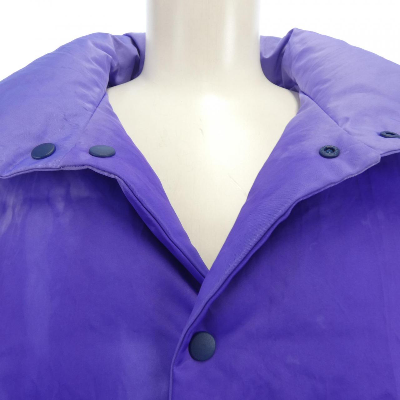 ROUND HAPPY ダウンベスト