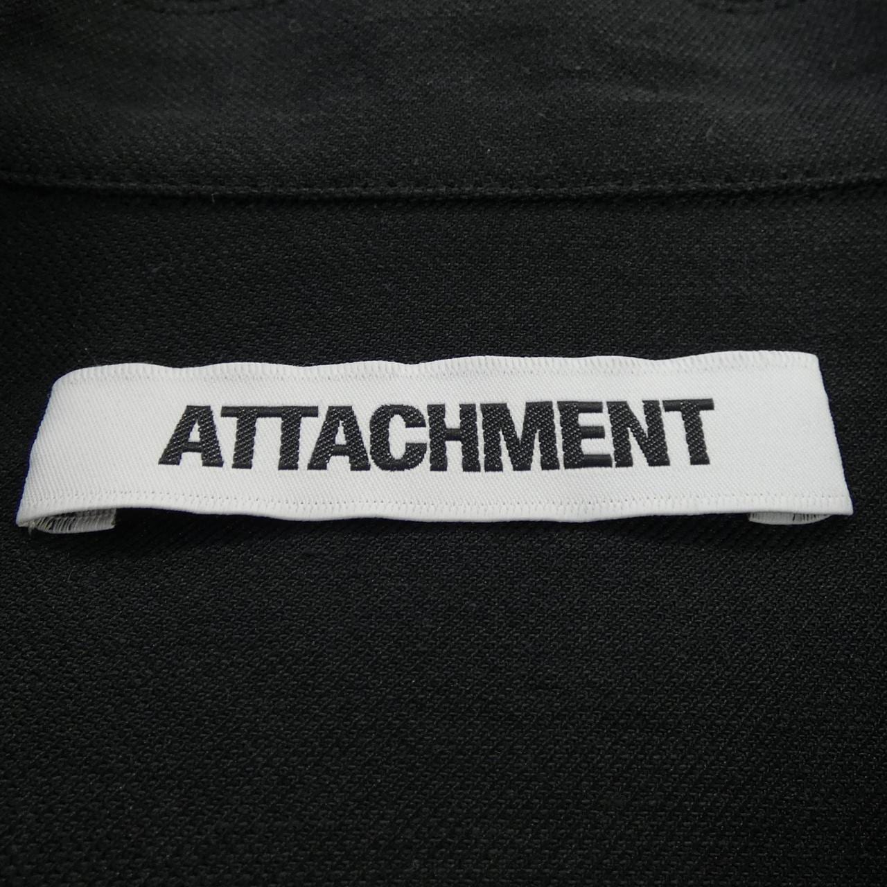 アタッチメント ATTACHMENT トップス