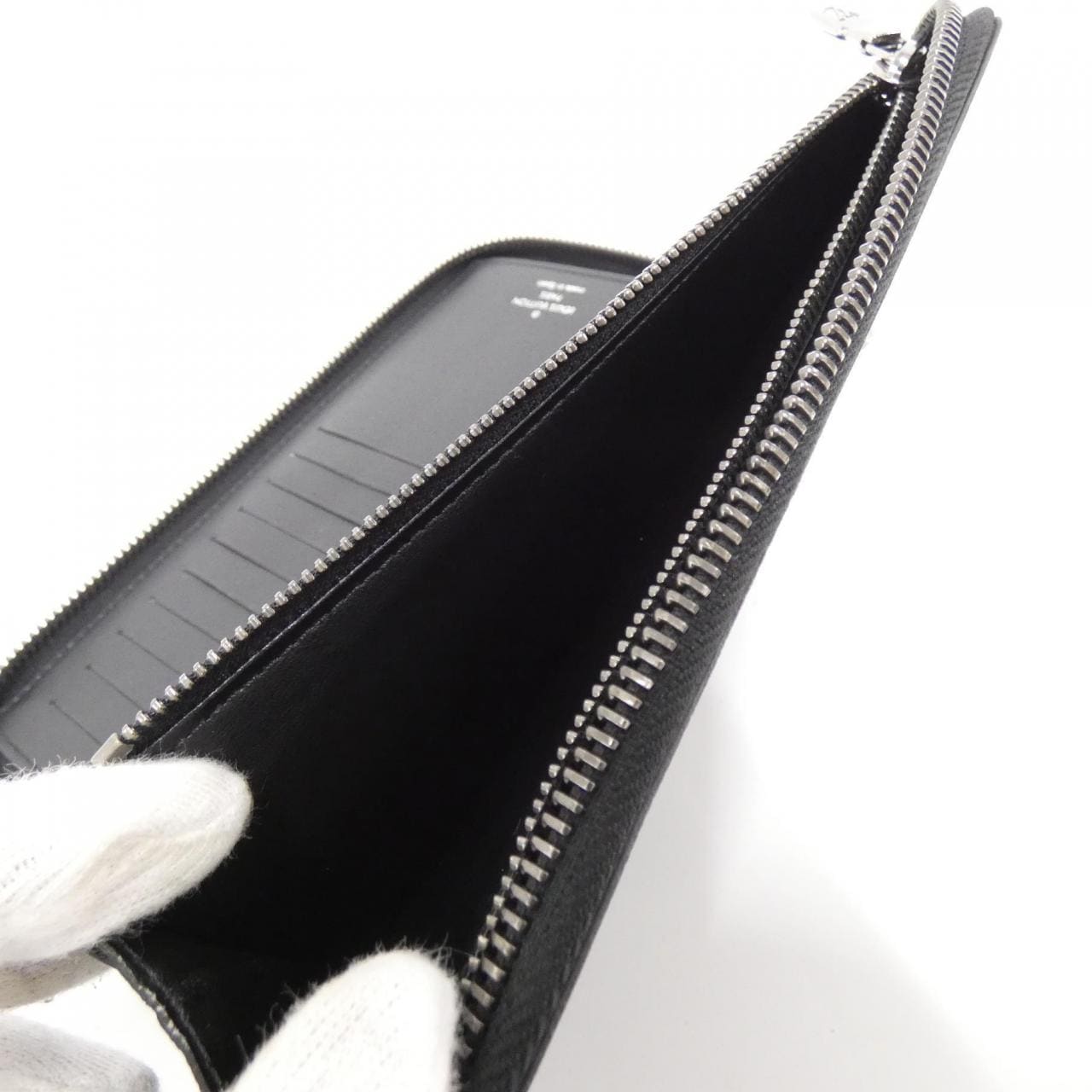 LOUIS VUITTON Monogram Eclipse拉链錢包竖版M62295 錢包