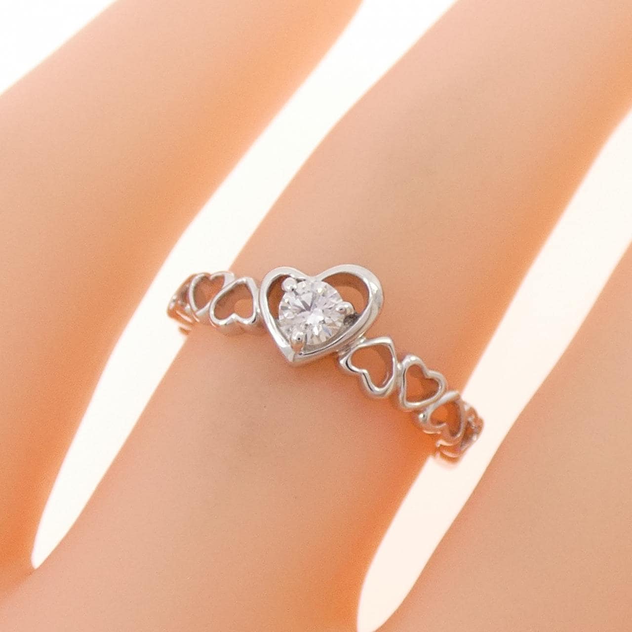 K10WG ハート ダイヤモンド リング 0.10CT