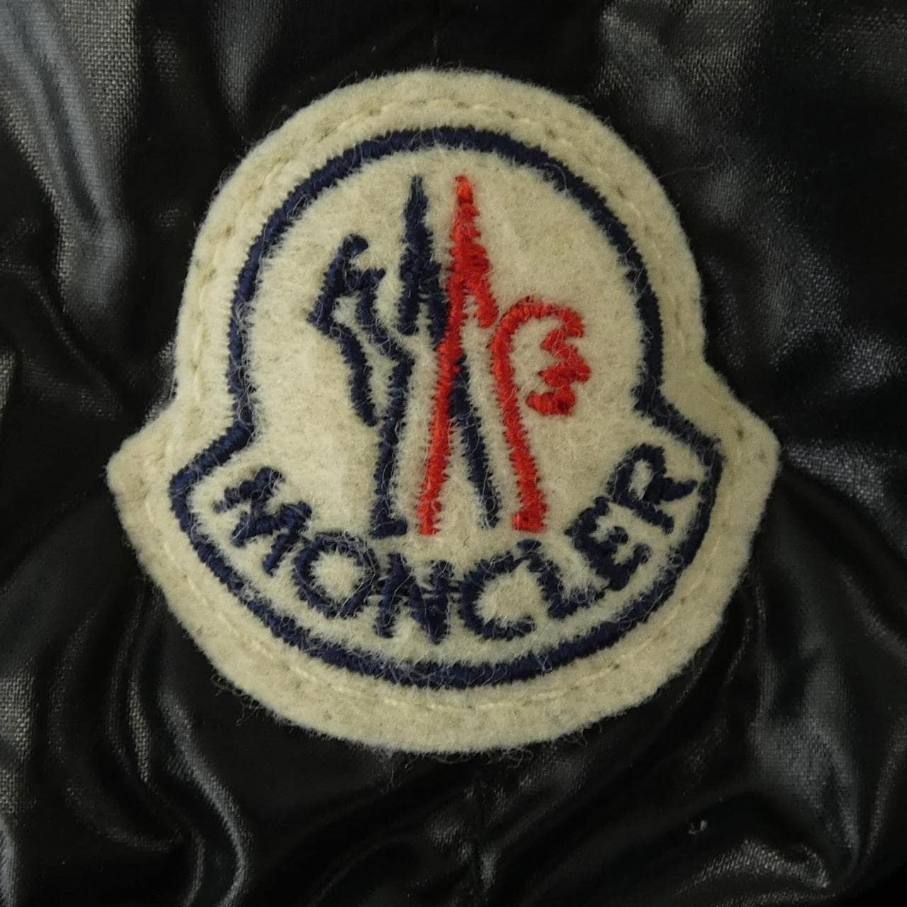 モンクレール MONCLER ALBIZIA ダウンコート