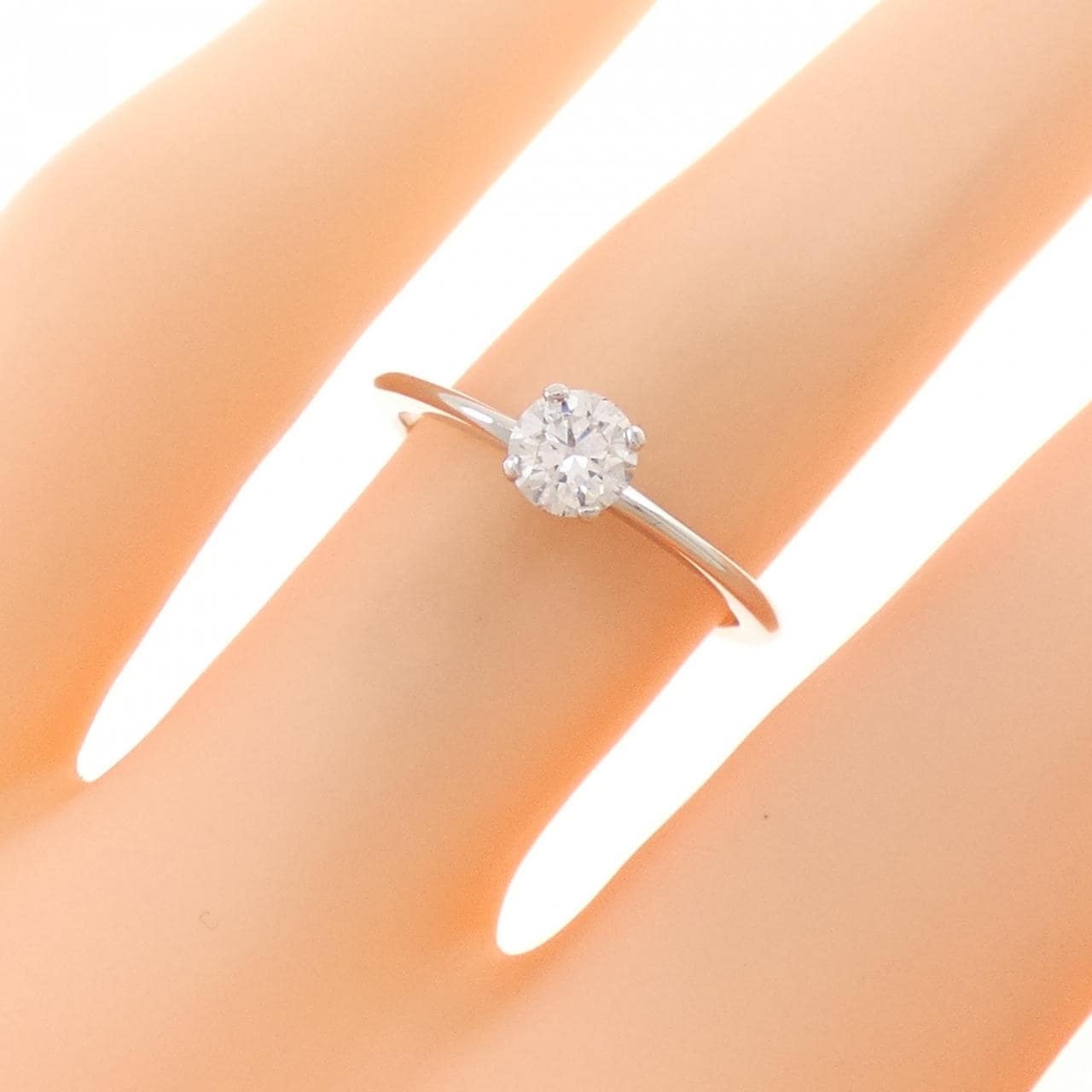 ティファニー トゥルー リング 0.32CT G VS1 3EXT