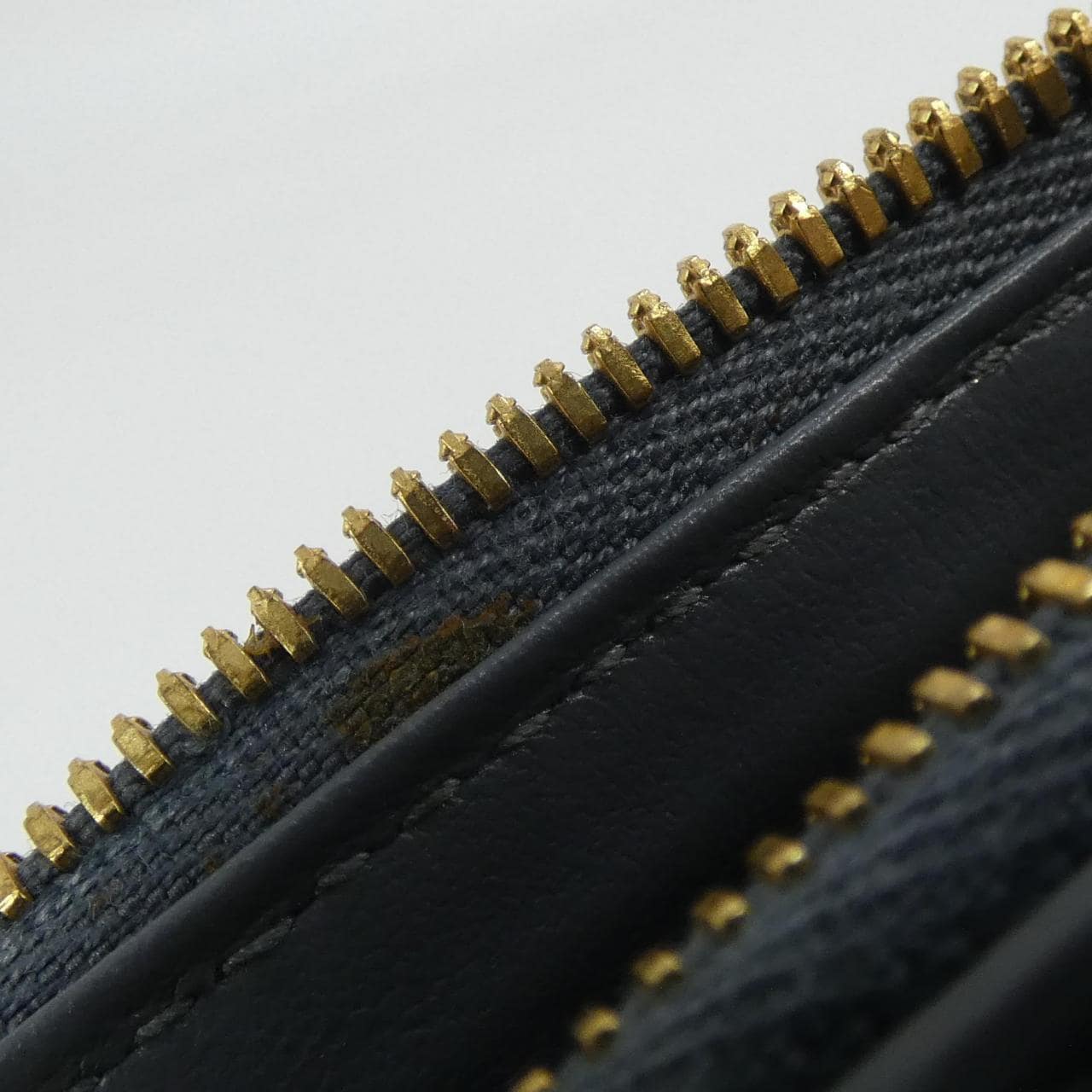 ボッテガヴェネタ 667130 VCQC1 財布