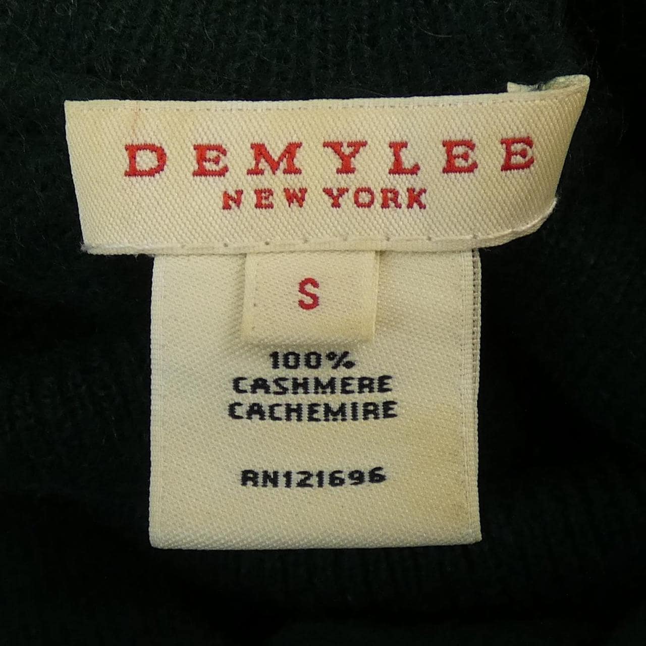 DEMYLEE knit