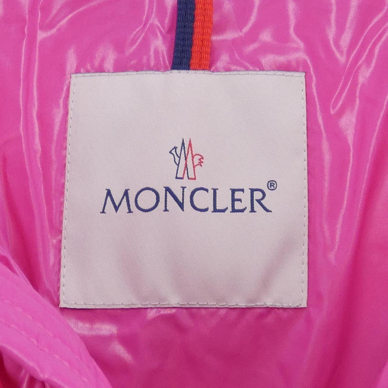 モンクレール MONCLER ダウンジャケット