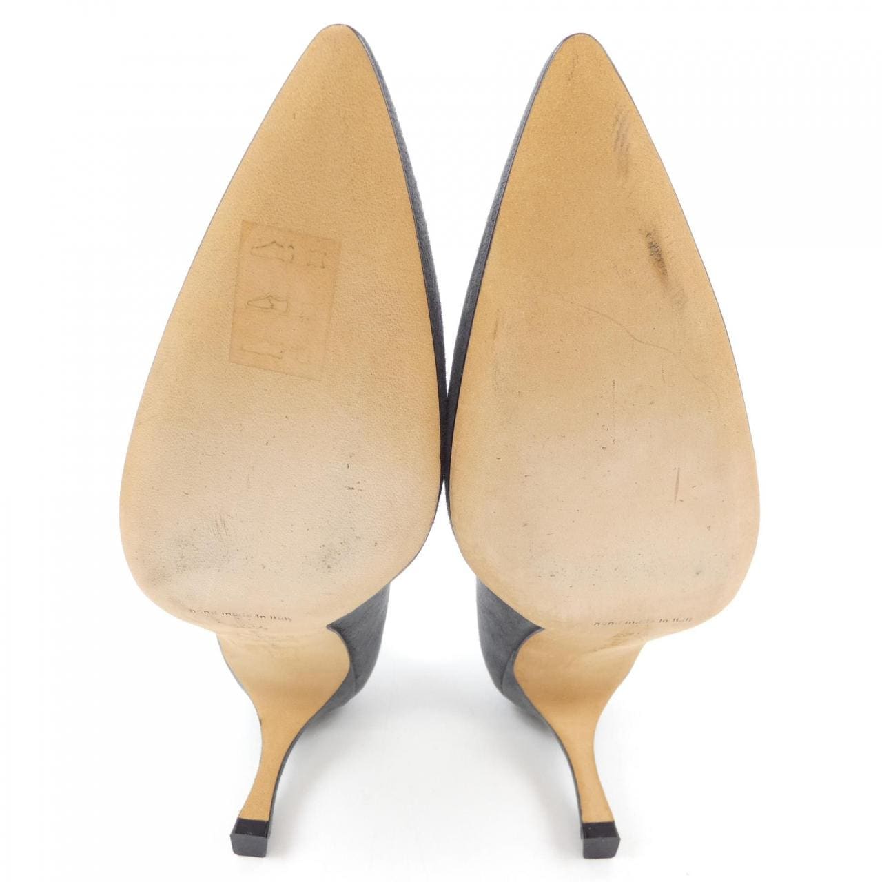 マノロブラニク MANOLO BLAHNIK パンプス