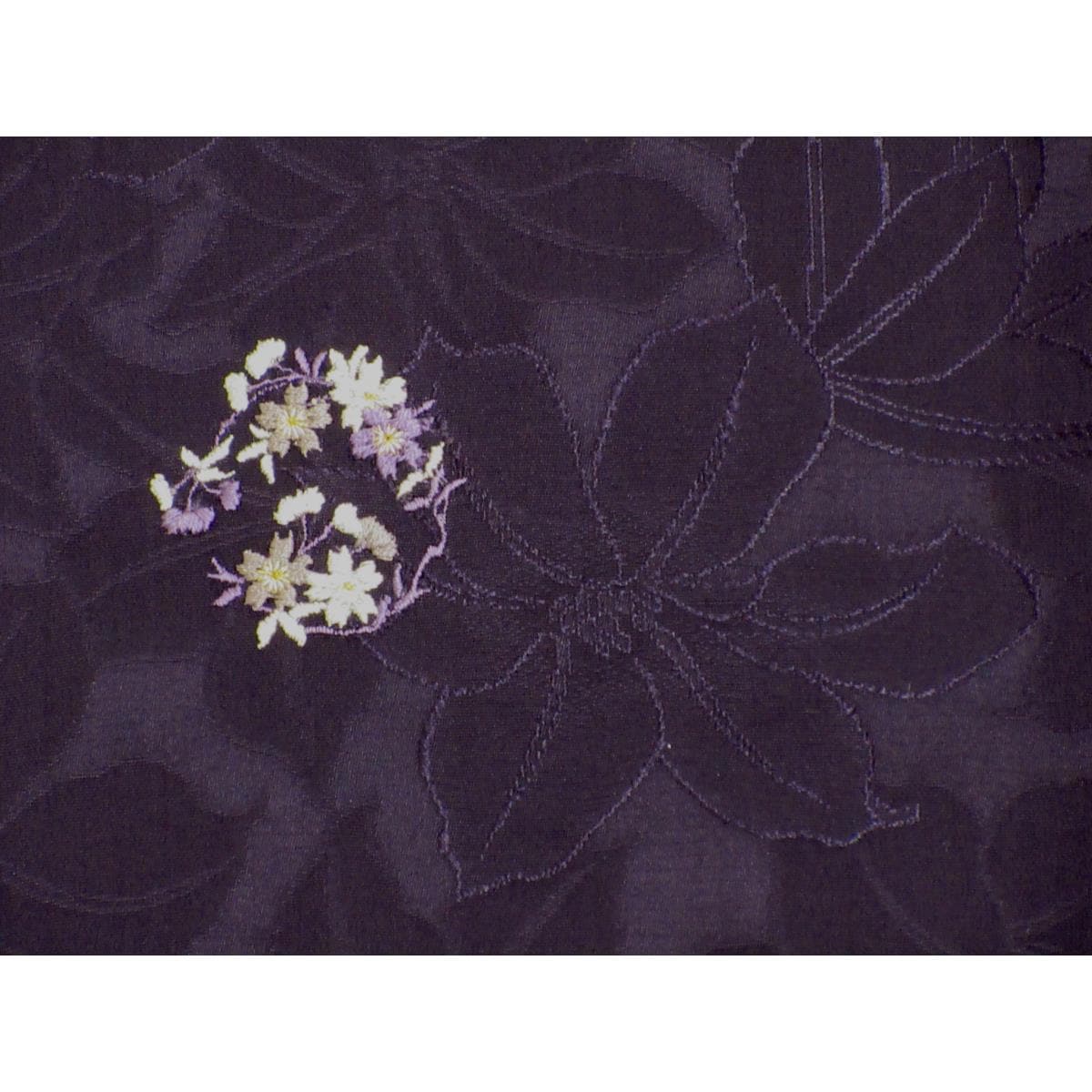 [新品] 參觀刺繡和服 [Yamaguchi bijutu Orimono]