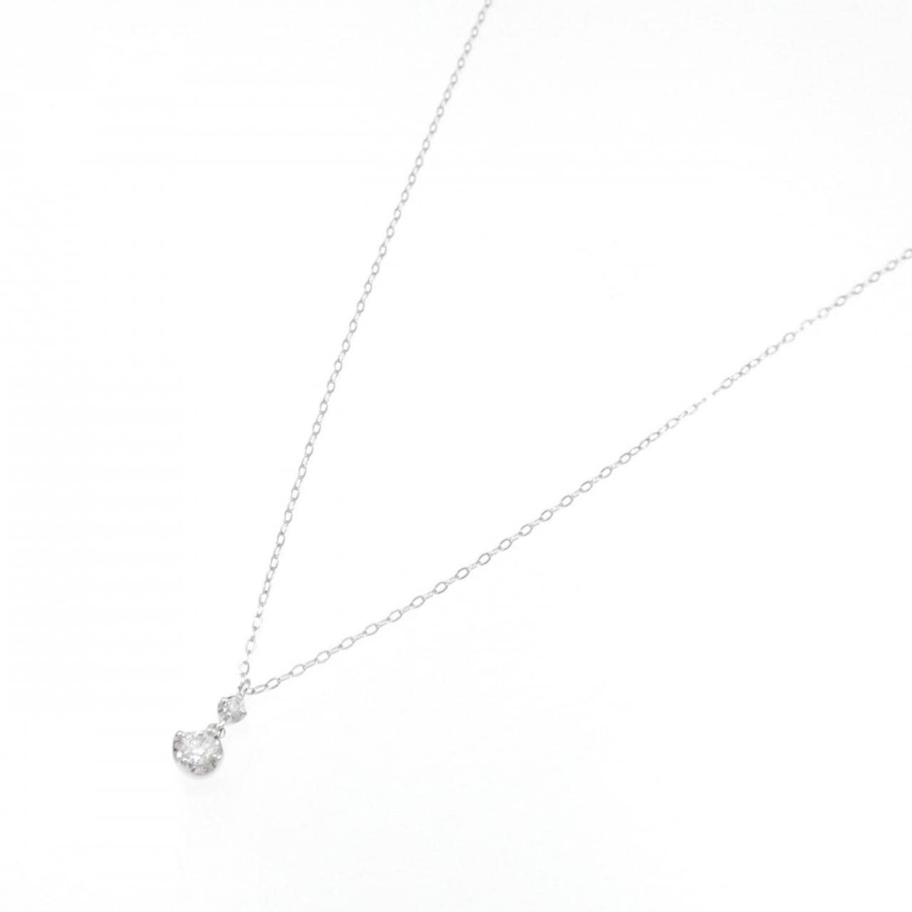 4゜C Diamond necklace